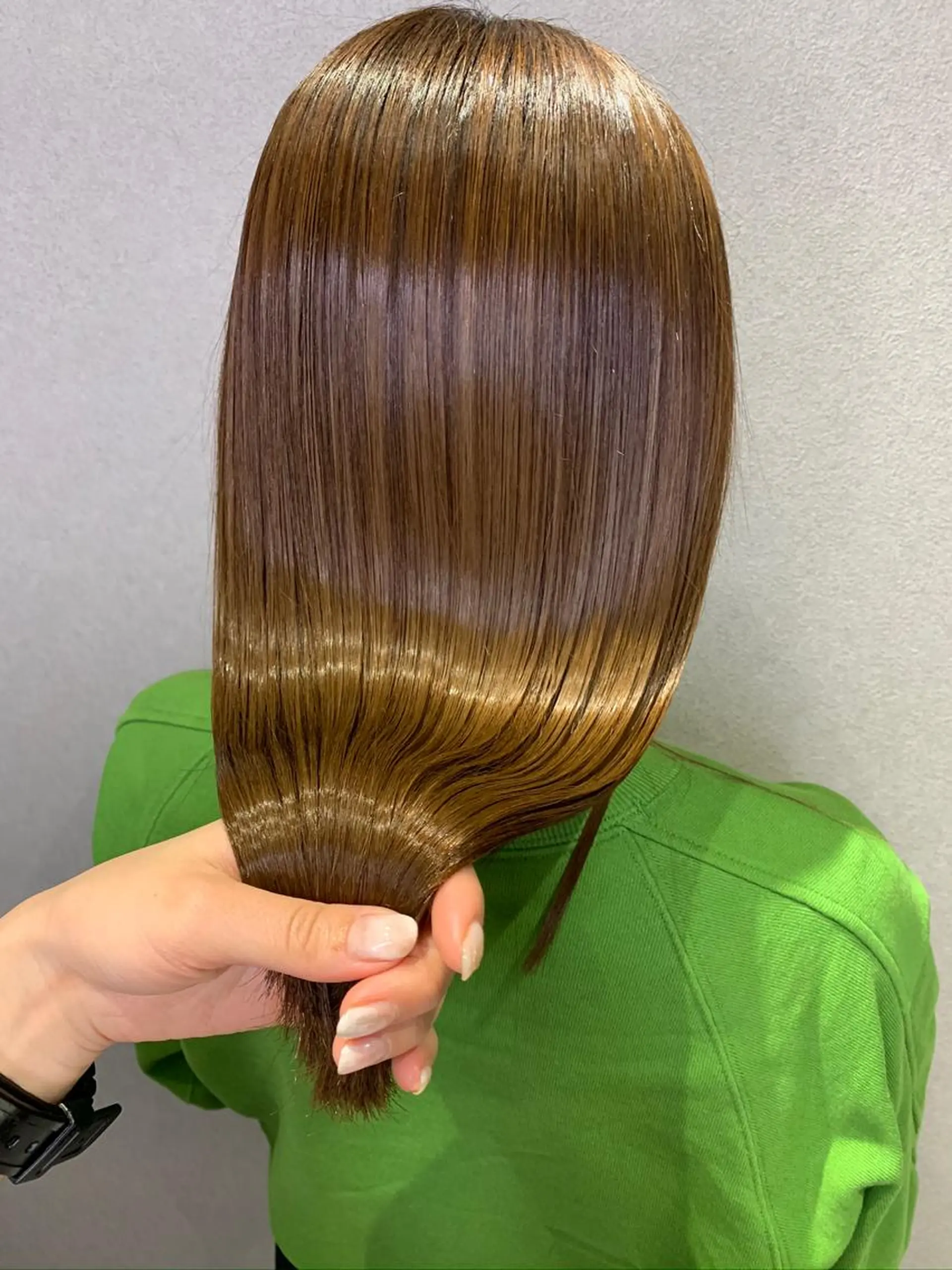 セミロング カラー パーマ ヘアアレンジ ブリーチ ケアブリーチ 透明感カラー ダブルカラー ハイライトカラー カット 縮毛矯正 ヨシムラ リオのヘアスタイル
