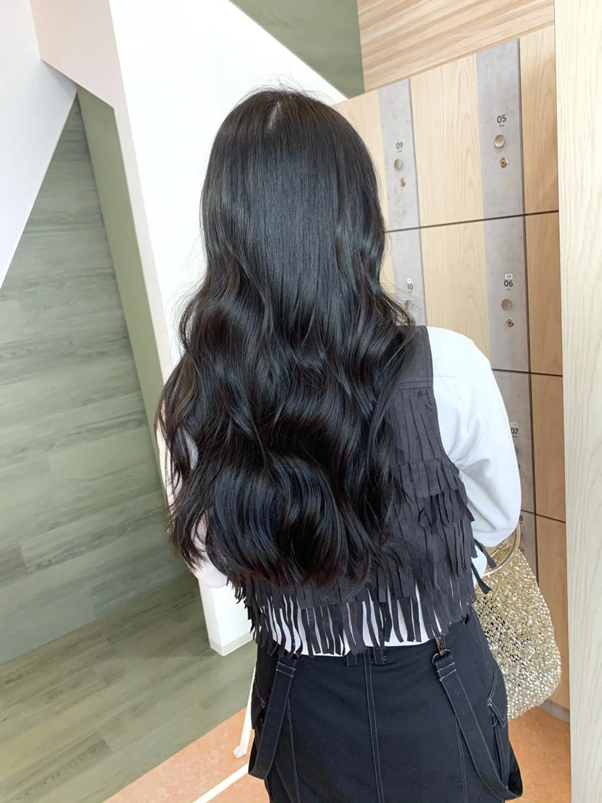 ロング カラー 黒髪 storiiz所属・本田大輝top designerのヘアスタイル