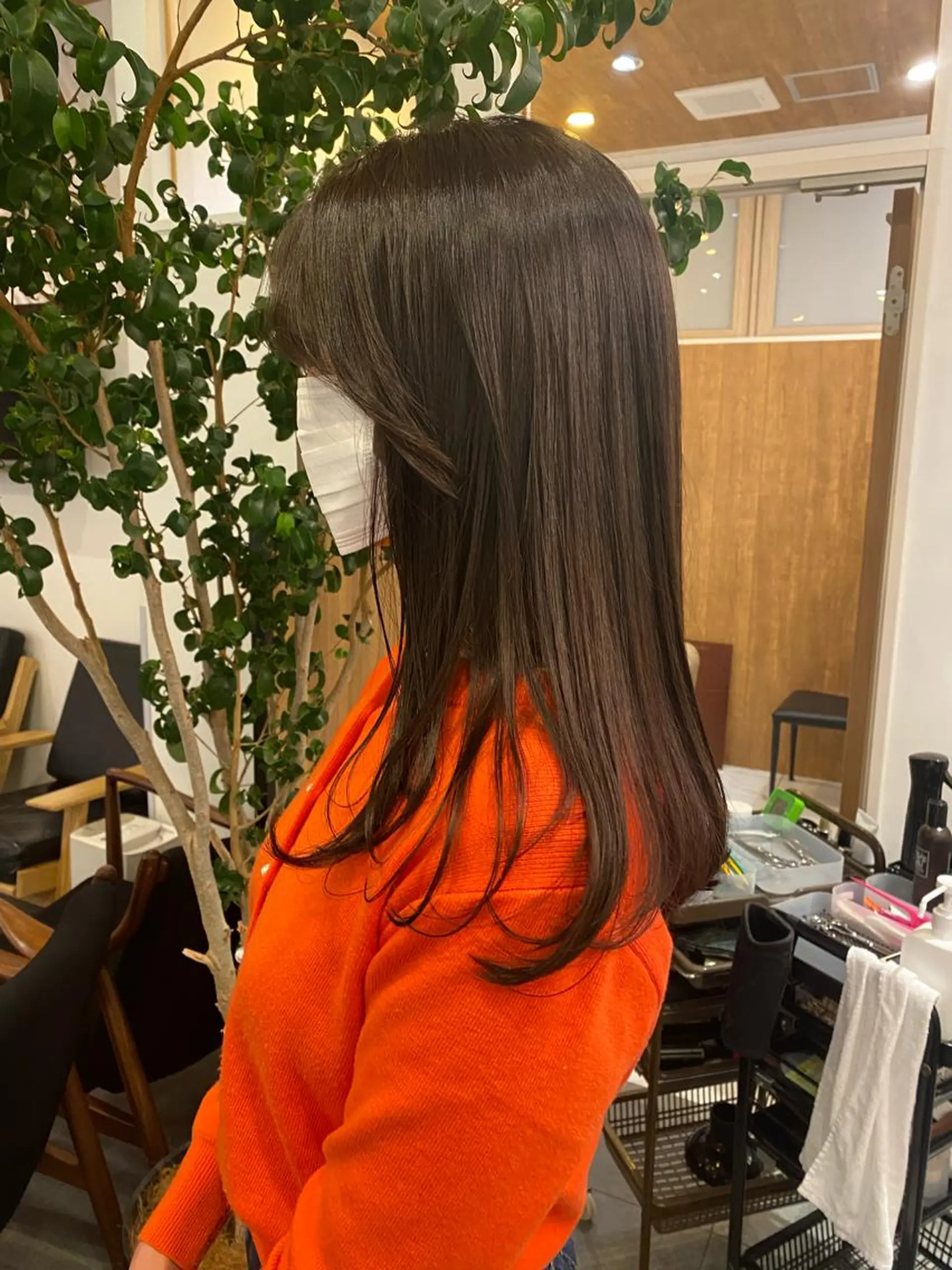 セミロング カラー ヘアアレンジ BEAUTRIUM 穂乃香のヘアスタイル