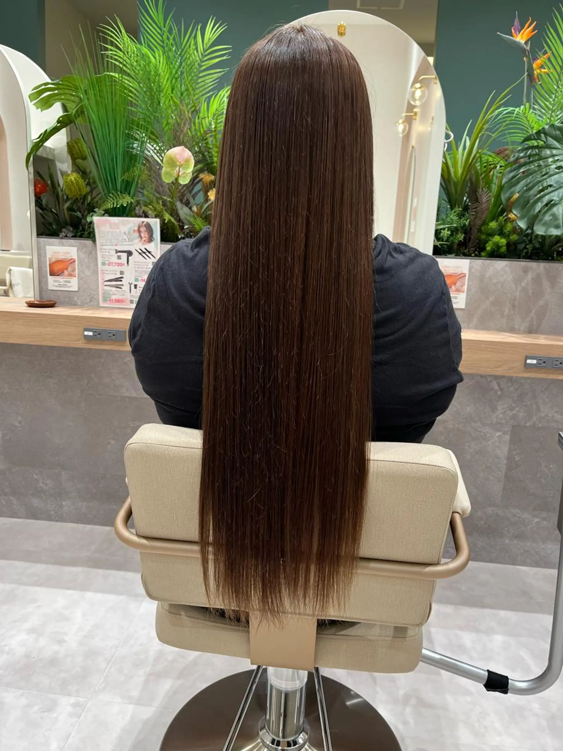 ロング カラー ヘアアレンジ 桑原 りゆのヘアスタイル