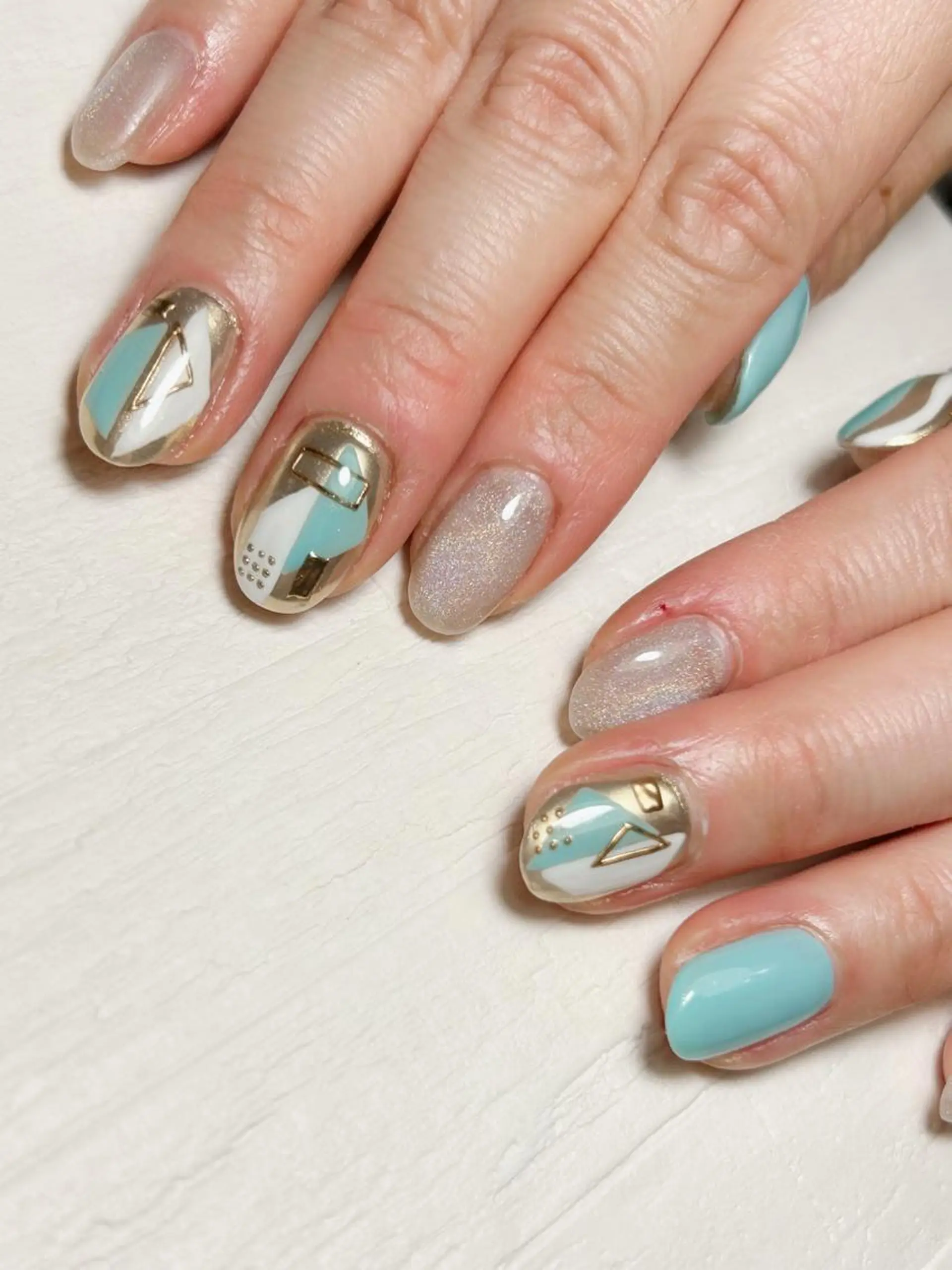 ネイル ハンドネイル 大崎 奈々のネイルデザイン