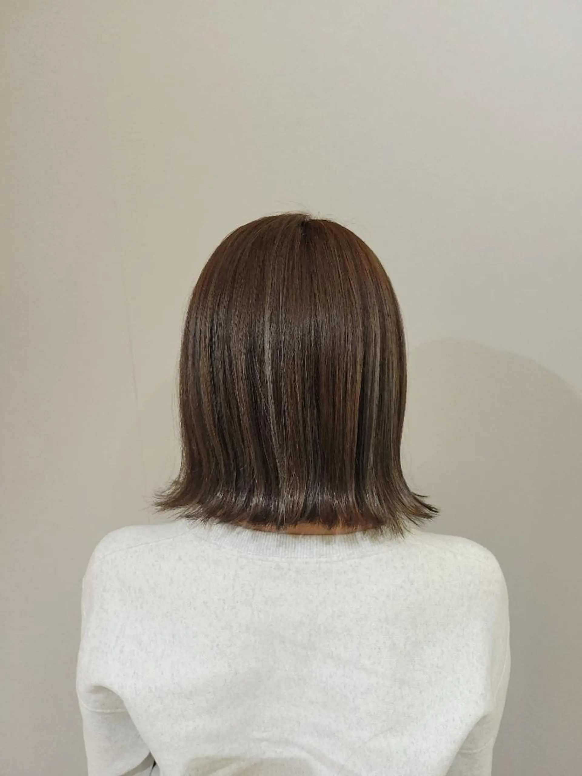 カラー ショート アッシュ ハイライトカラー 3Dハイライト ハイライト 渡辺祐輔 透明感🫧艶カラー✨のヘアスタイル