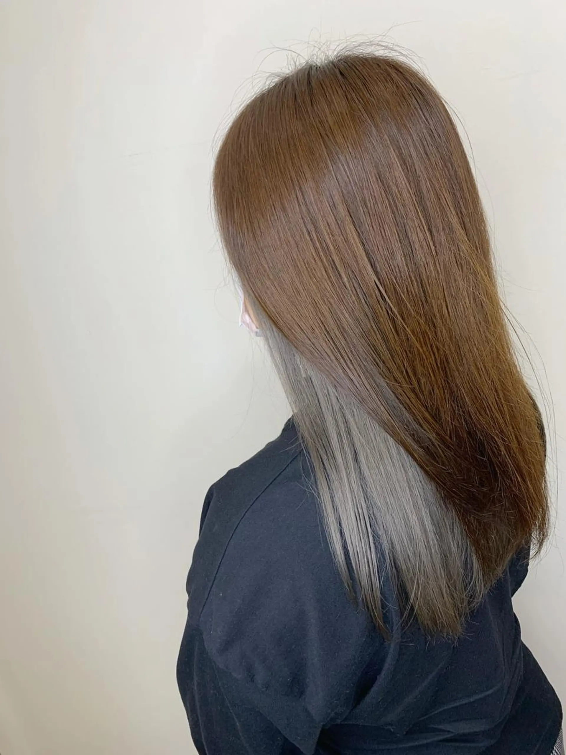 ロング カラー インナーカラー ヘアカラー トリートメント 艶髪クリエイター 秋田 聖也🪽のヘアスタイル