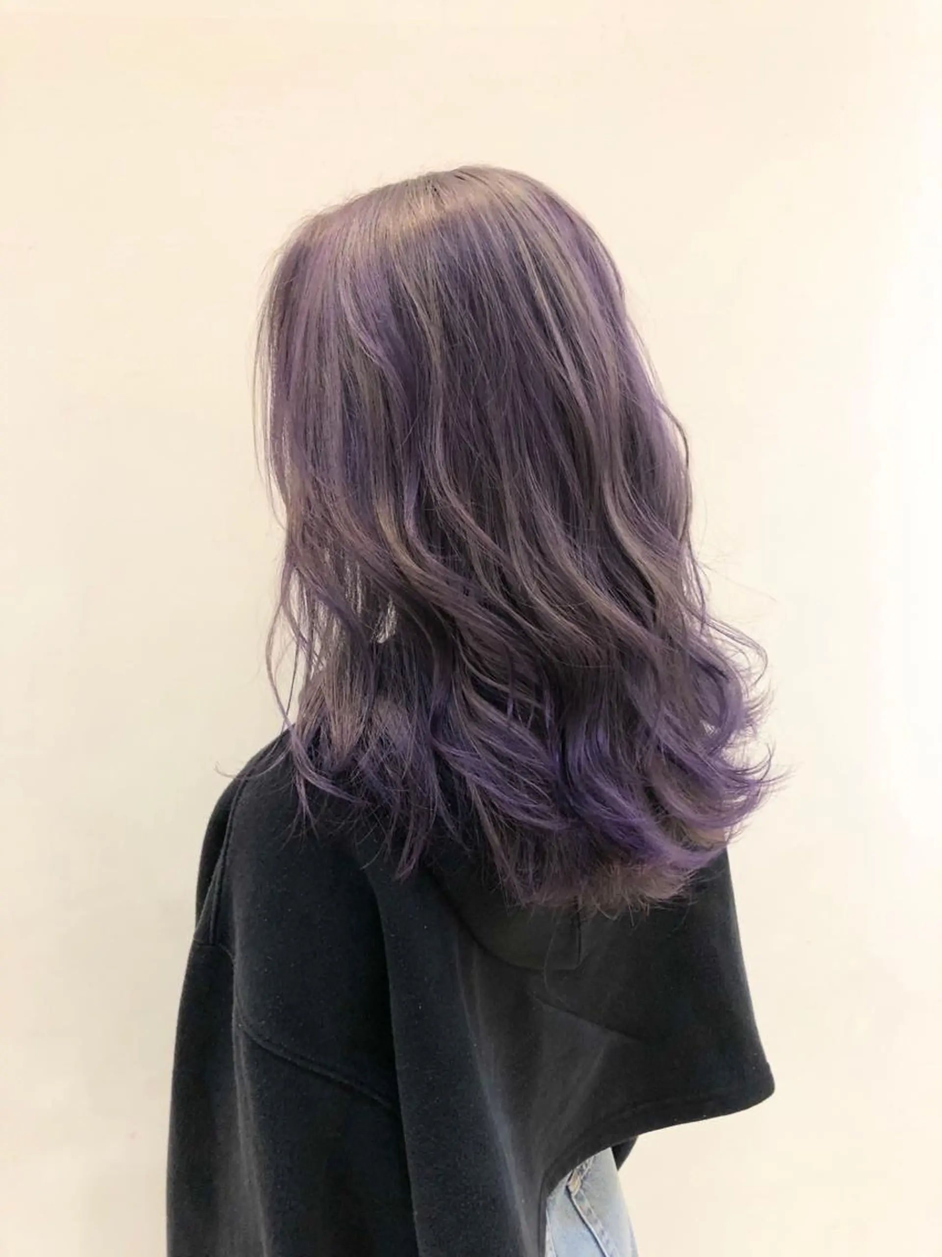 セミロング カラー ヘアカラー トリートメント 美髪改善・ストレート 🌿エクステ/カンジのヘアスタイル