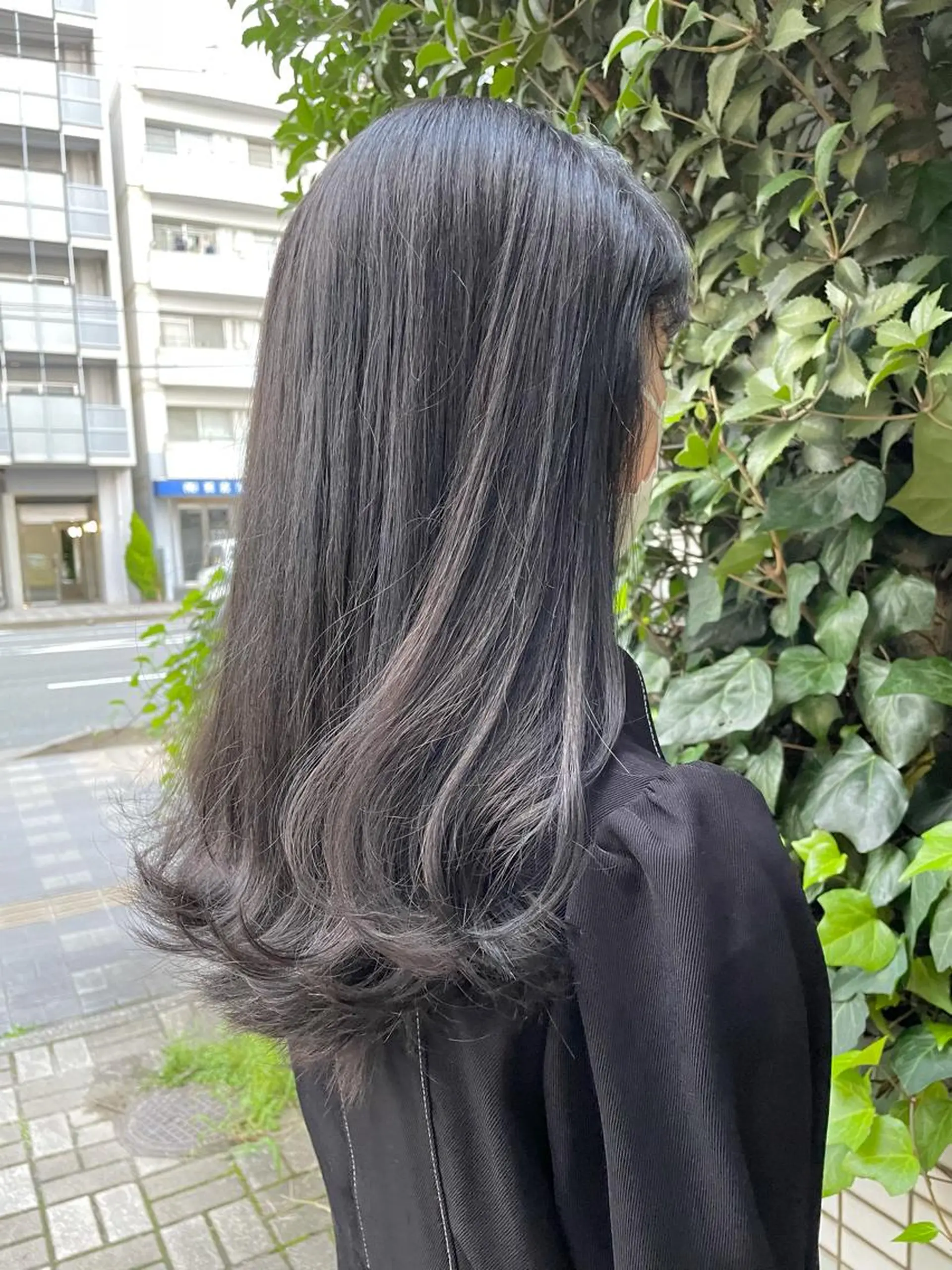 ミディアム カラー カワシマ セイカのヘアスタイル