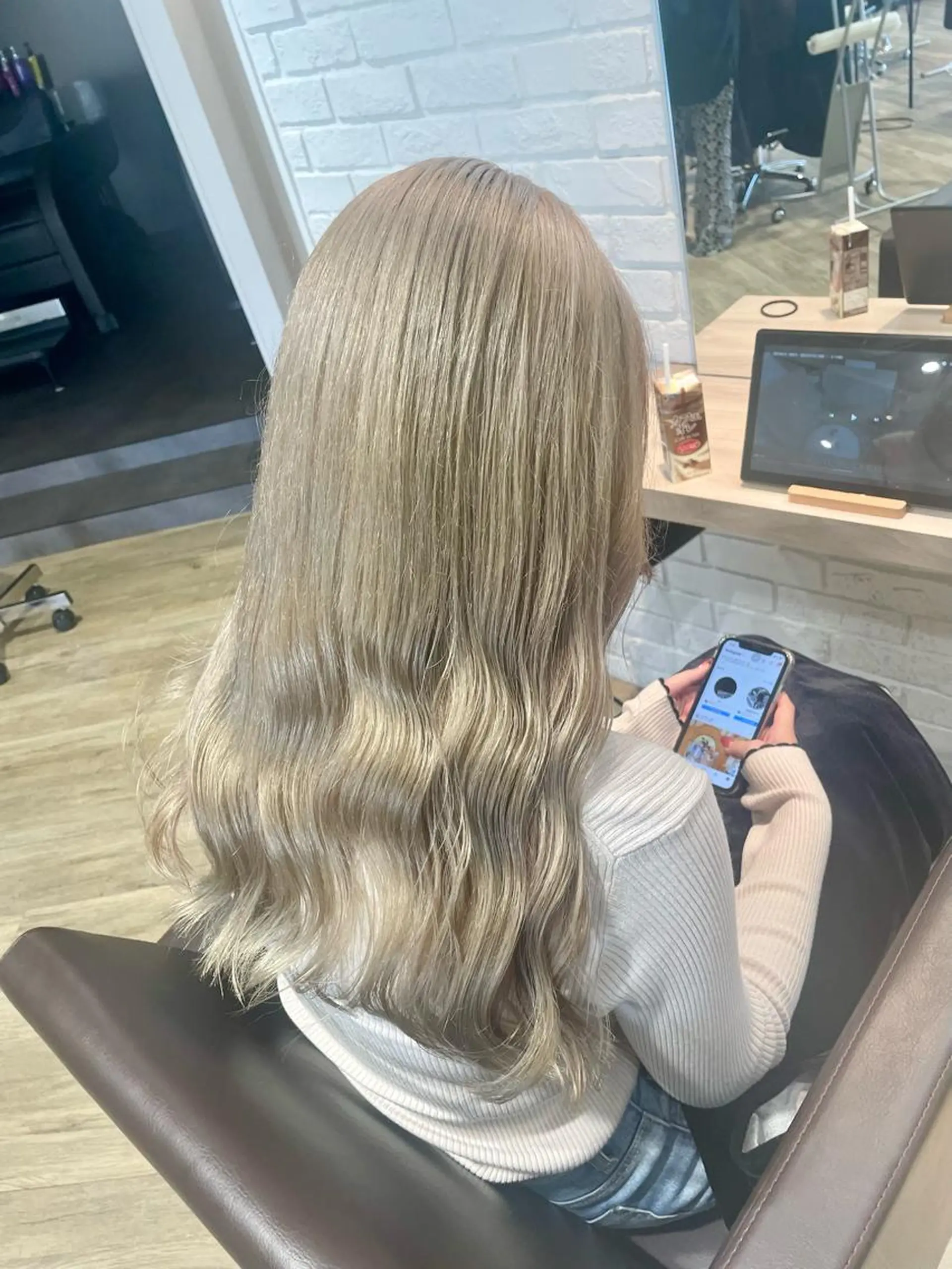 ロング N＋所属・前田 菜奈子のヘアスタイル