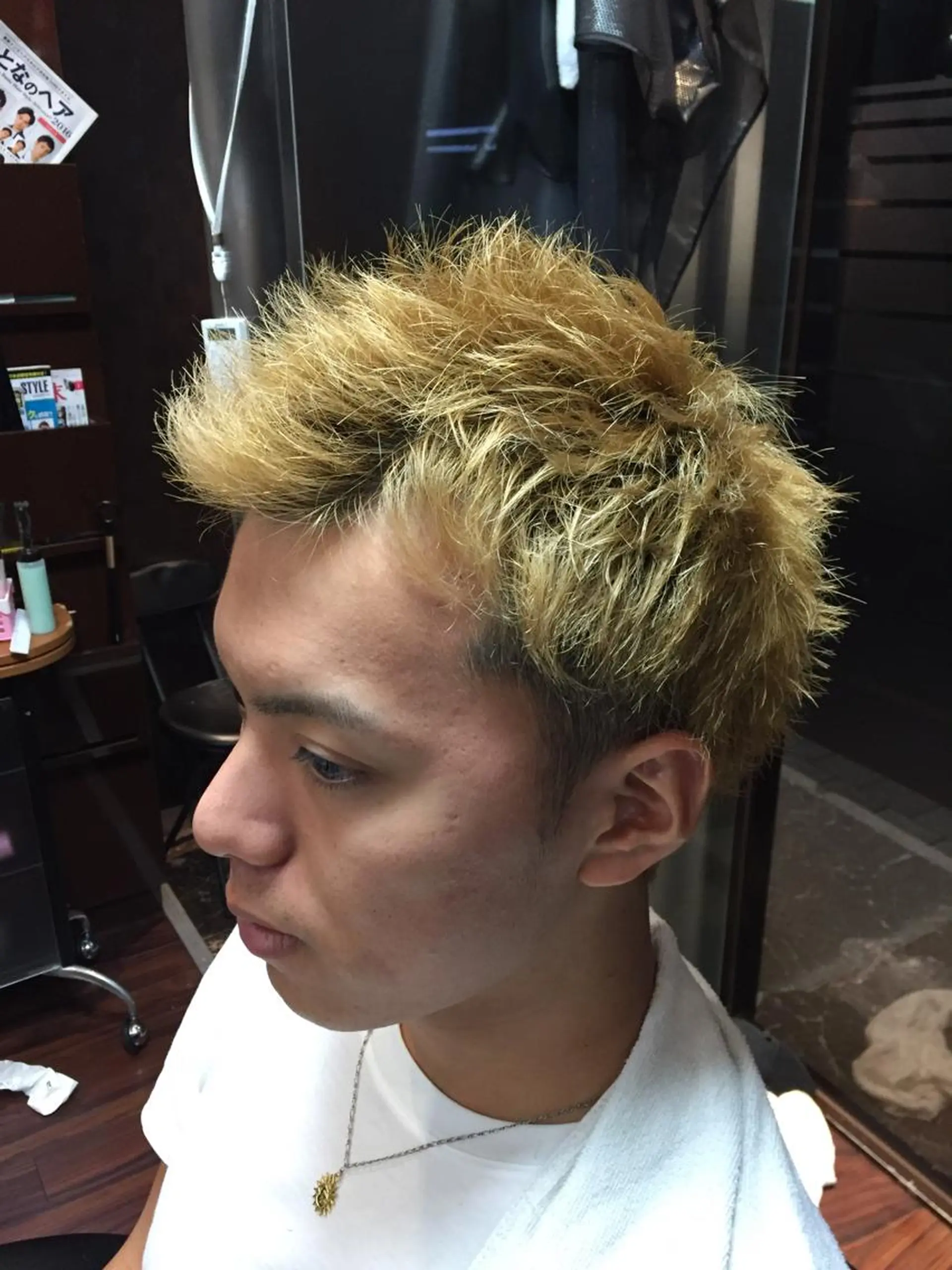 ショート 近藤 真のヘアスタイル