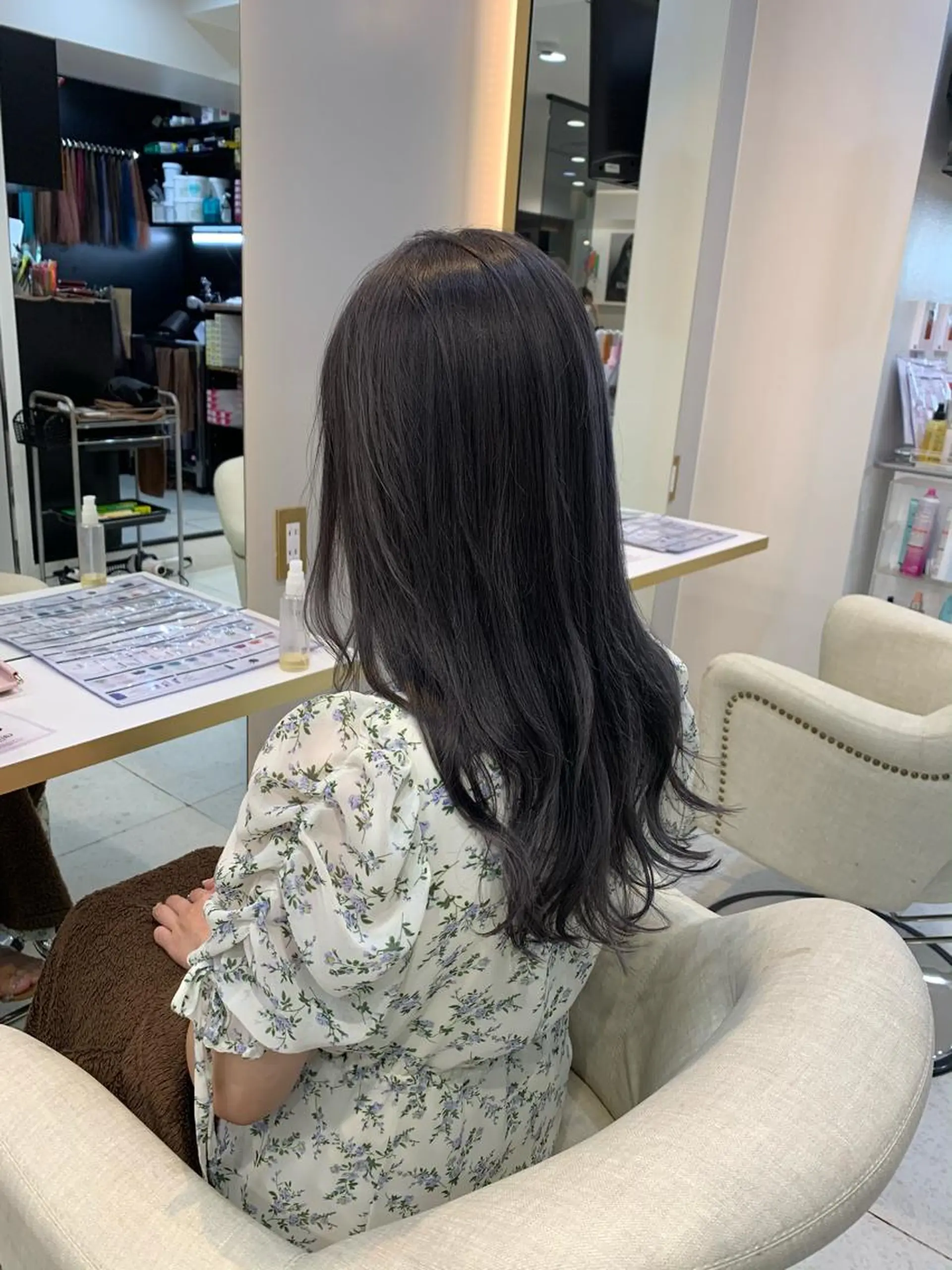 セミロング カラー パーマ ヘアアレンジ 結婚式・ブライダル アッシュ ベージュカラー 黒髪 ブリーチ 韓国ヘア×2way 🇰🇷和知拓郎のヘアスタイル