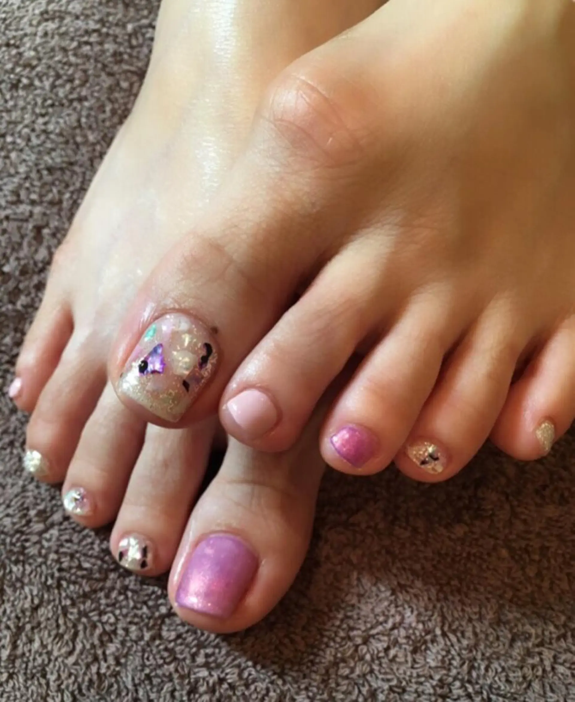 ネイル フットネイル nailroom richeのネイルデザイン