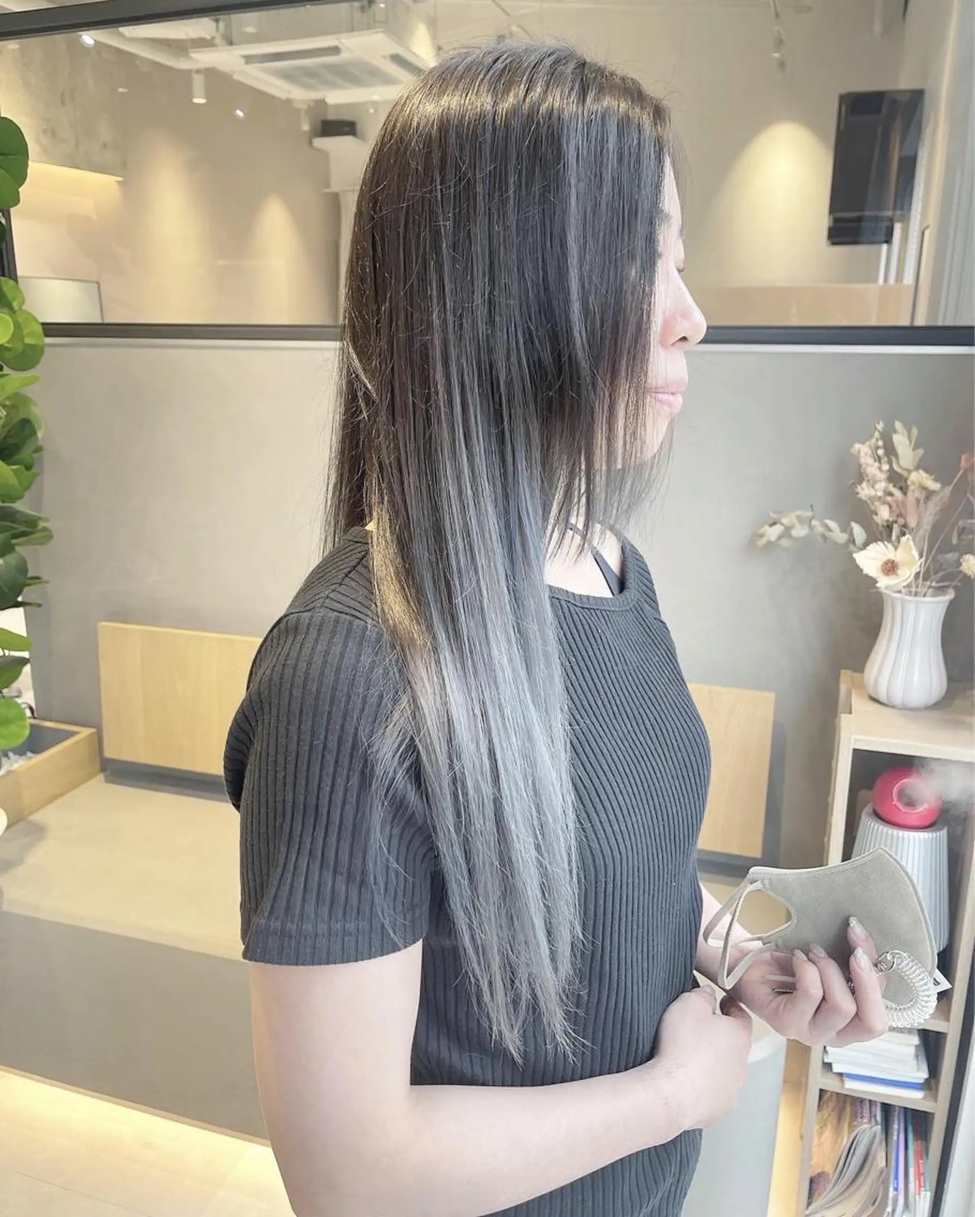 ロング カラー Le rond所属・透明感艶カラー 城間晴人のヘアスタイル