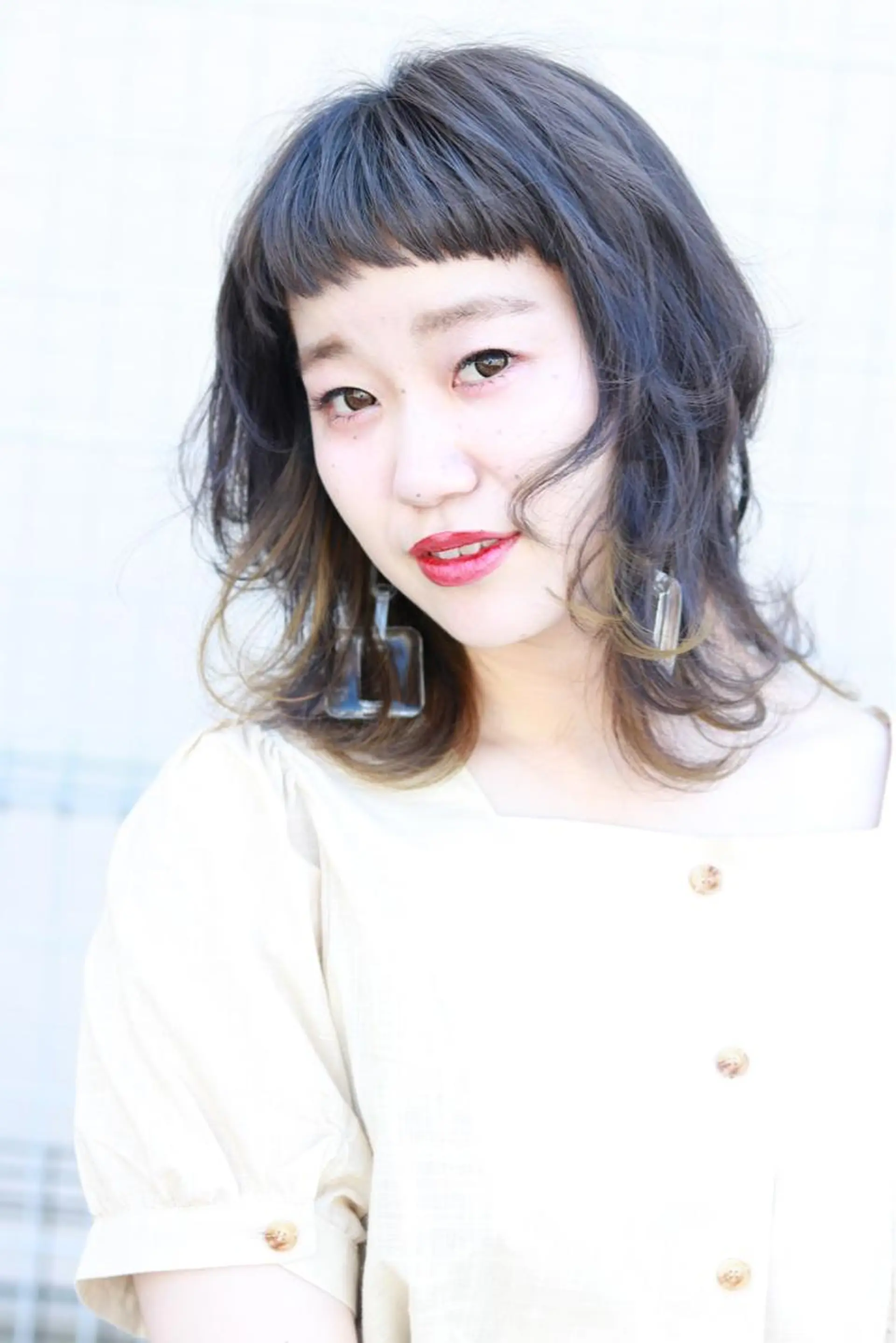 ミディアム アッシュ 杉若 利彦のヘアスタイル