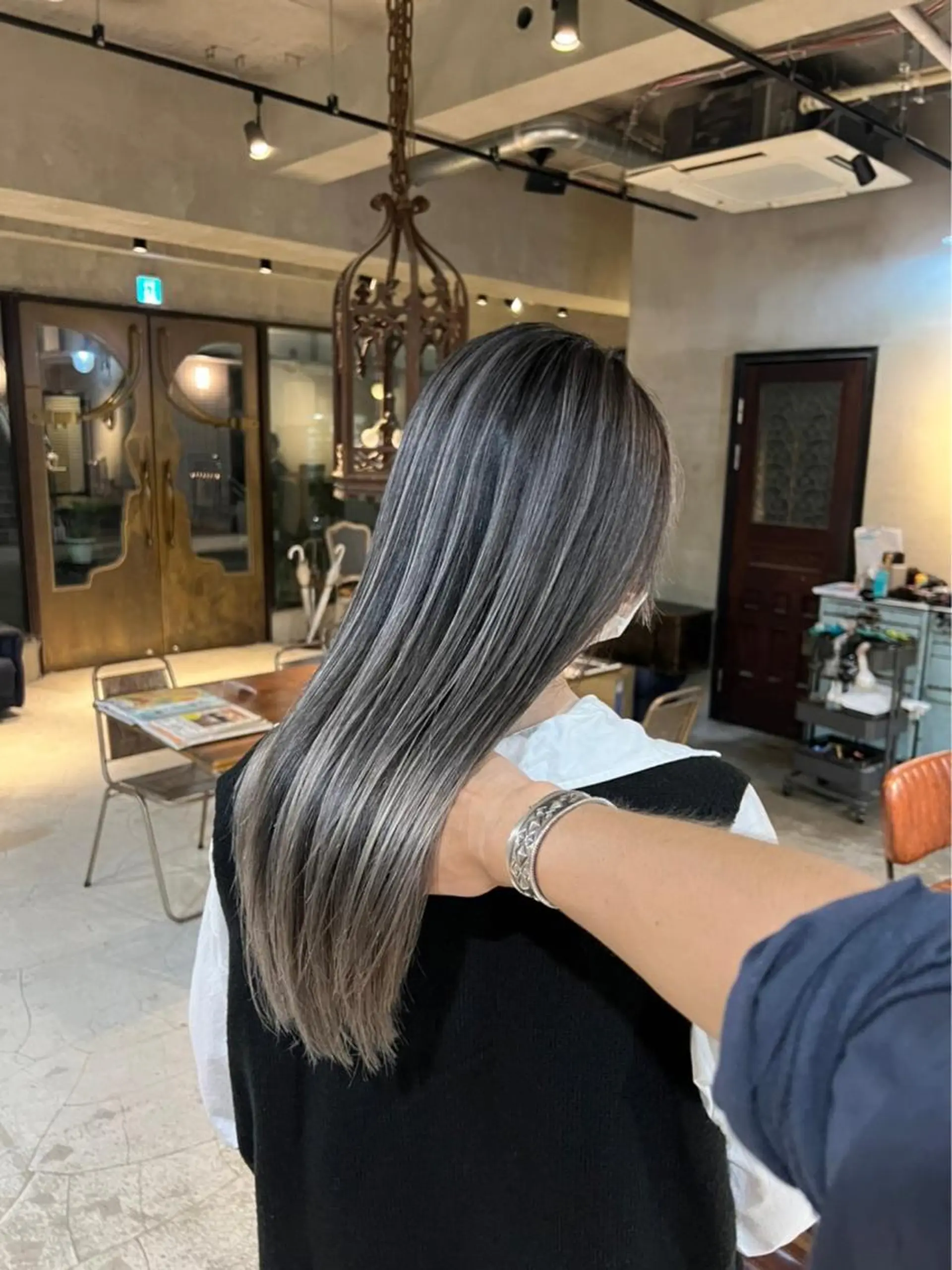 ロング カラー ヘアアレンジ バレイヤージュ レイヤーカット ヘアカラー トリートメント ヘアセット 🍀艶髪・透明感🍀 TATSUKIのヘアスタイル