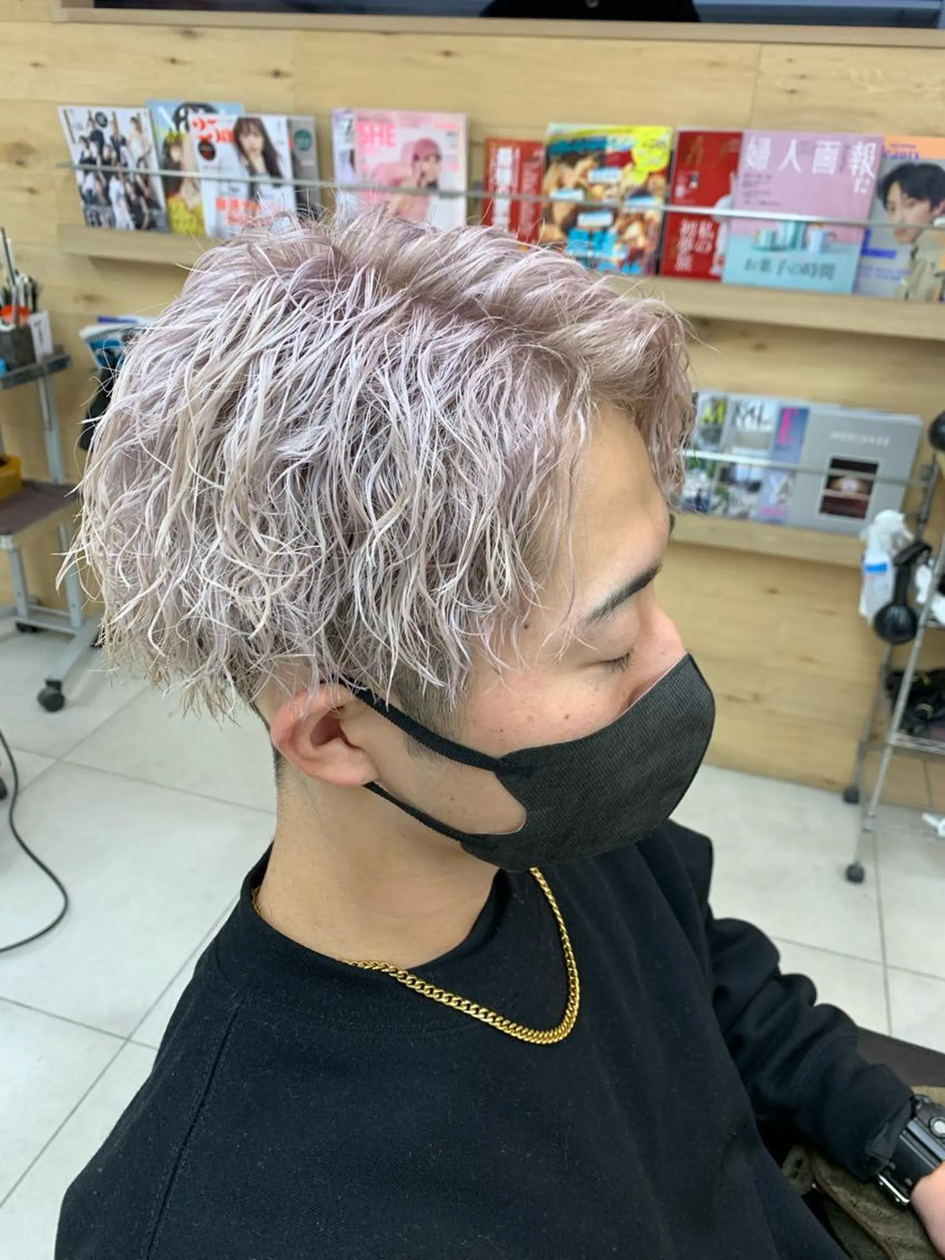 カラー パーマ メンズ メンズブリーチ フェードカット メンズパーマ 学生（メンズ向け） スキンフェード カット ヘアカラー パーマ L PLACE所属・L PLACE 丸山一希のヘアスタイル