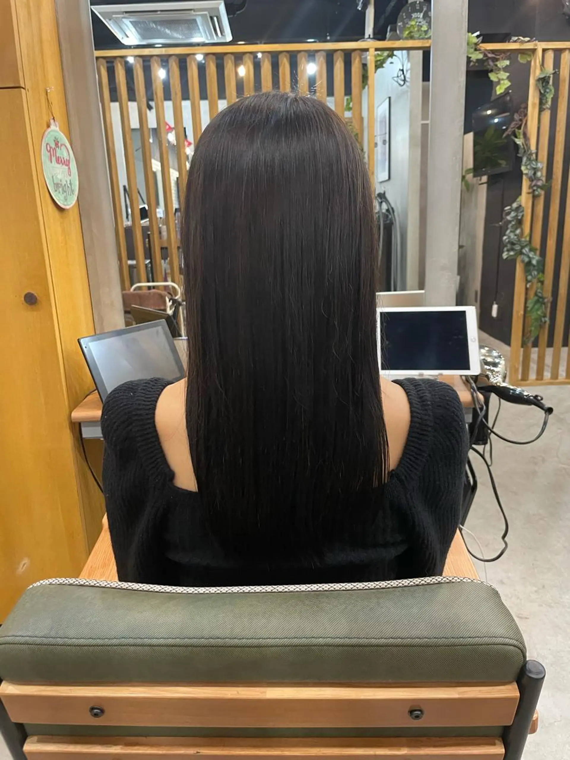 ロング ヘアカラー hairsalon Laugh-ter所属・荻田 佳菜子のヘアスタイル