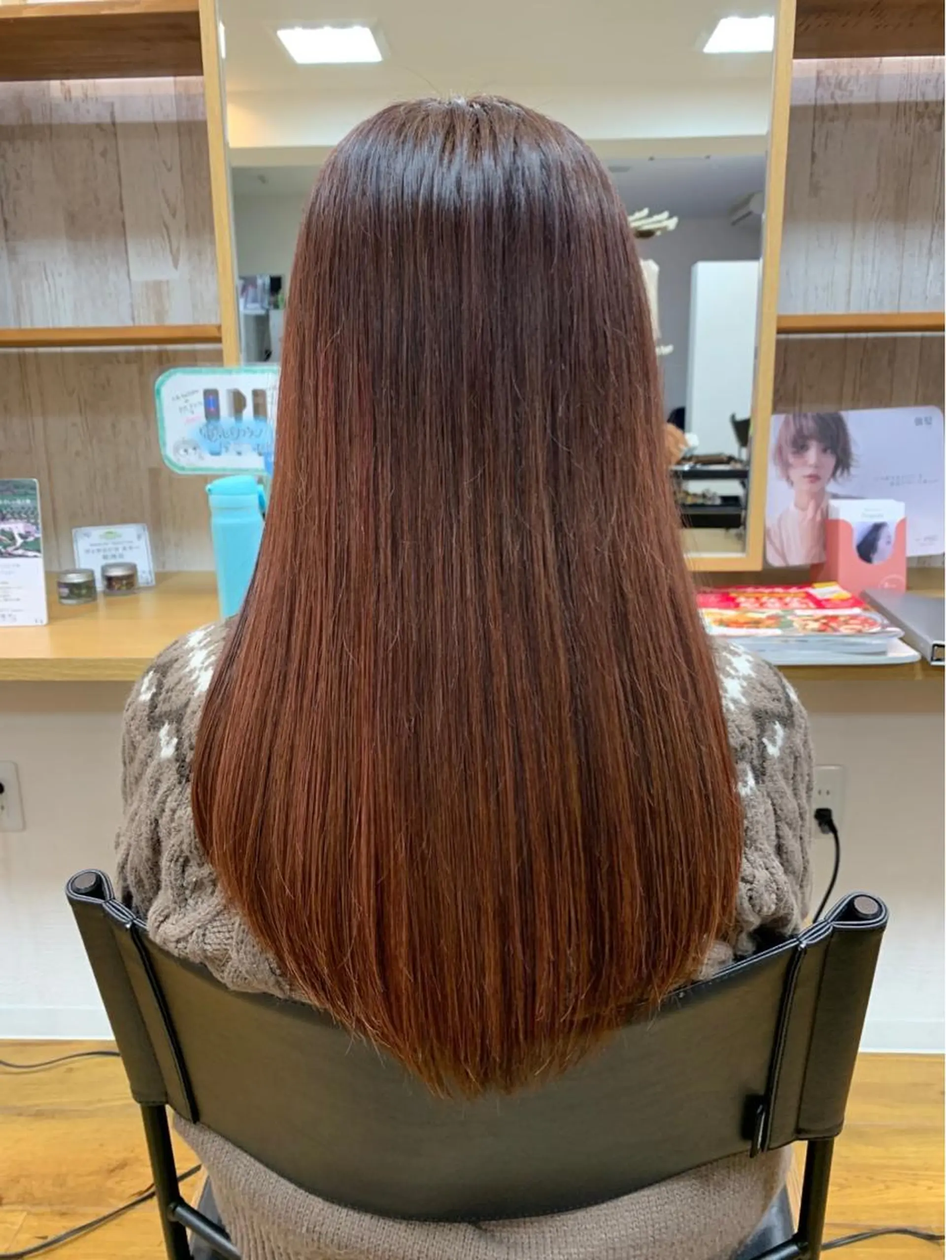 ロング 縮毛矯正 泉 綾乃[モーラ高石]のヘアスタイル