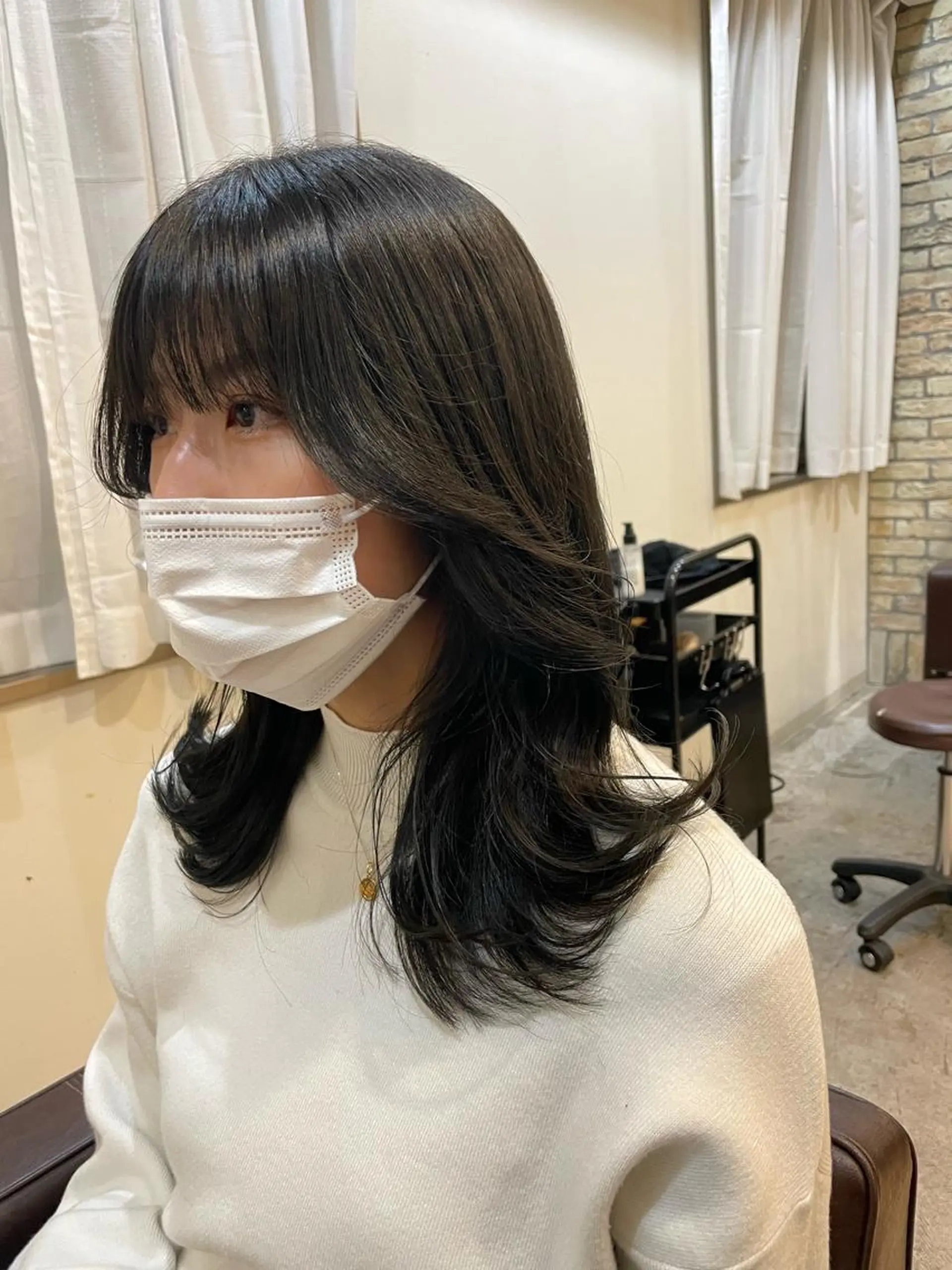ミディアム カラー 顔まわりレイヤー 韓国風ヘア レイヤーカット 外ハネヘア カット ヘアカラー トリートメント ヘアセット 髪質改善支持率 NO.1🌹松野力也のヘアスタイル