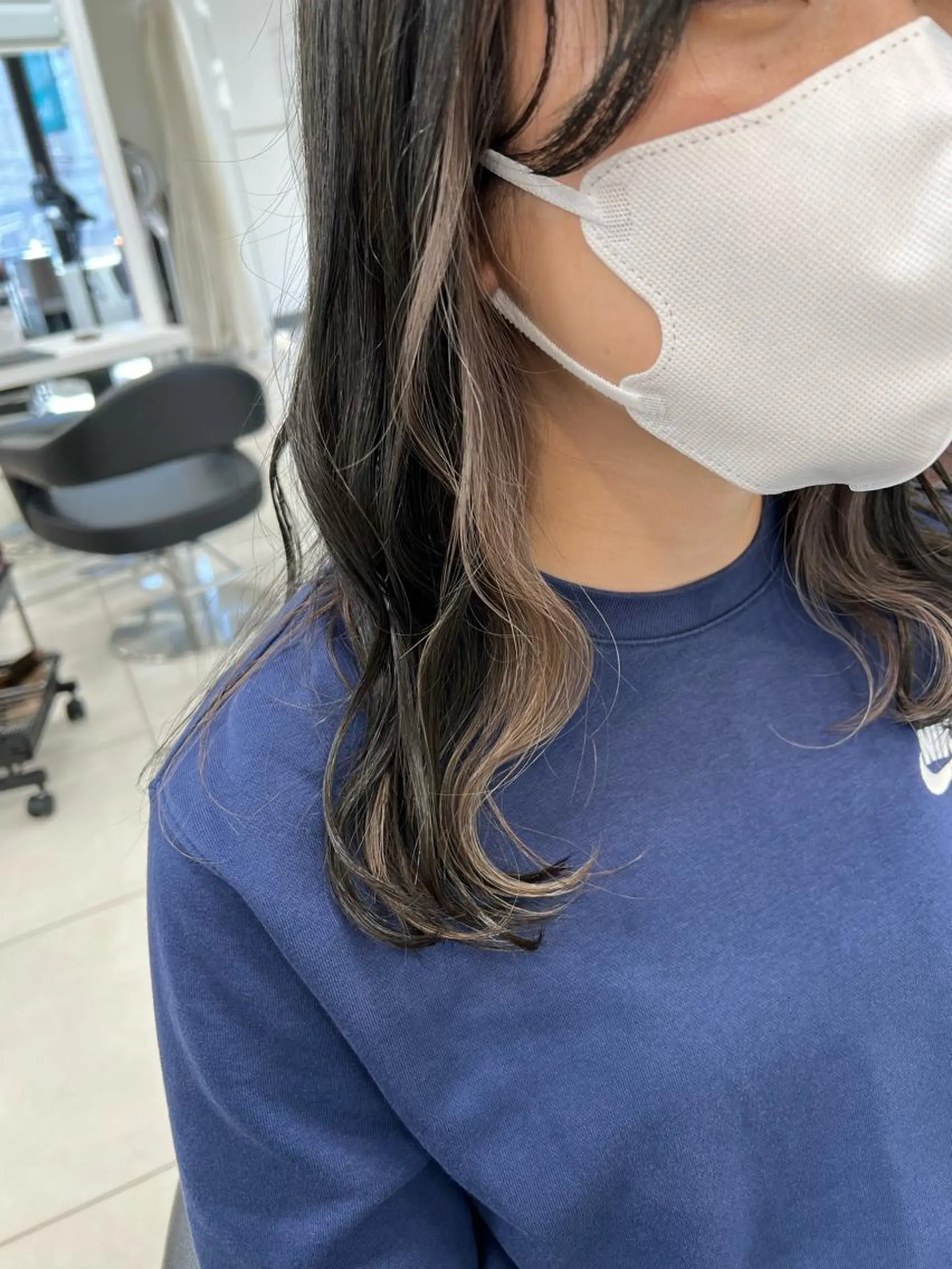 セミロング カラー ベージュカラー ブリーチ グレージュ ラベンダーカラー ラベンダーベージュ ヘアカラー トリートメント 【暖色カラー特化】 中山由梨のヘアスタイル