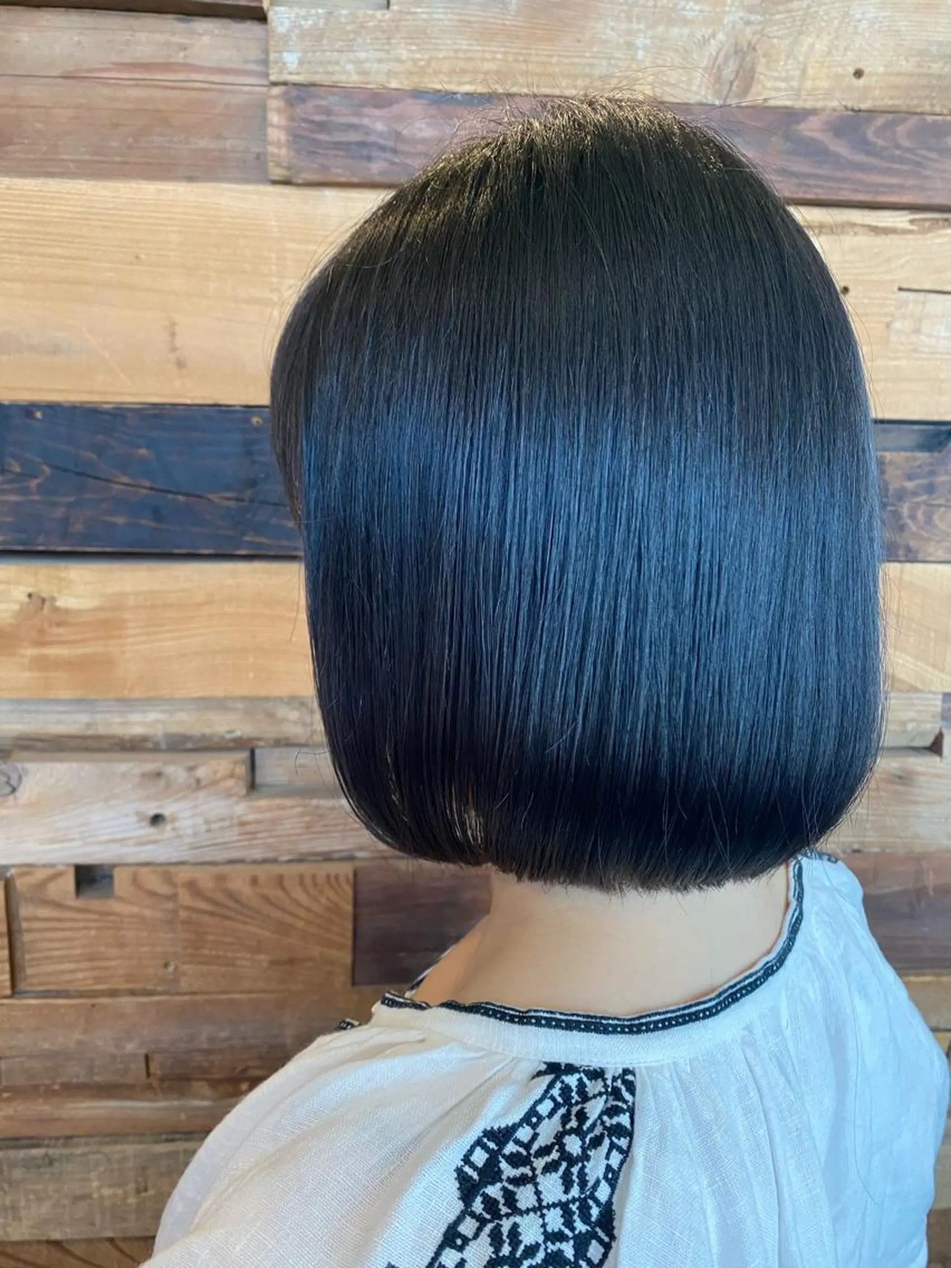 ミディアム 白井 雅美のヘアスタイル