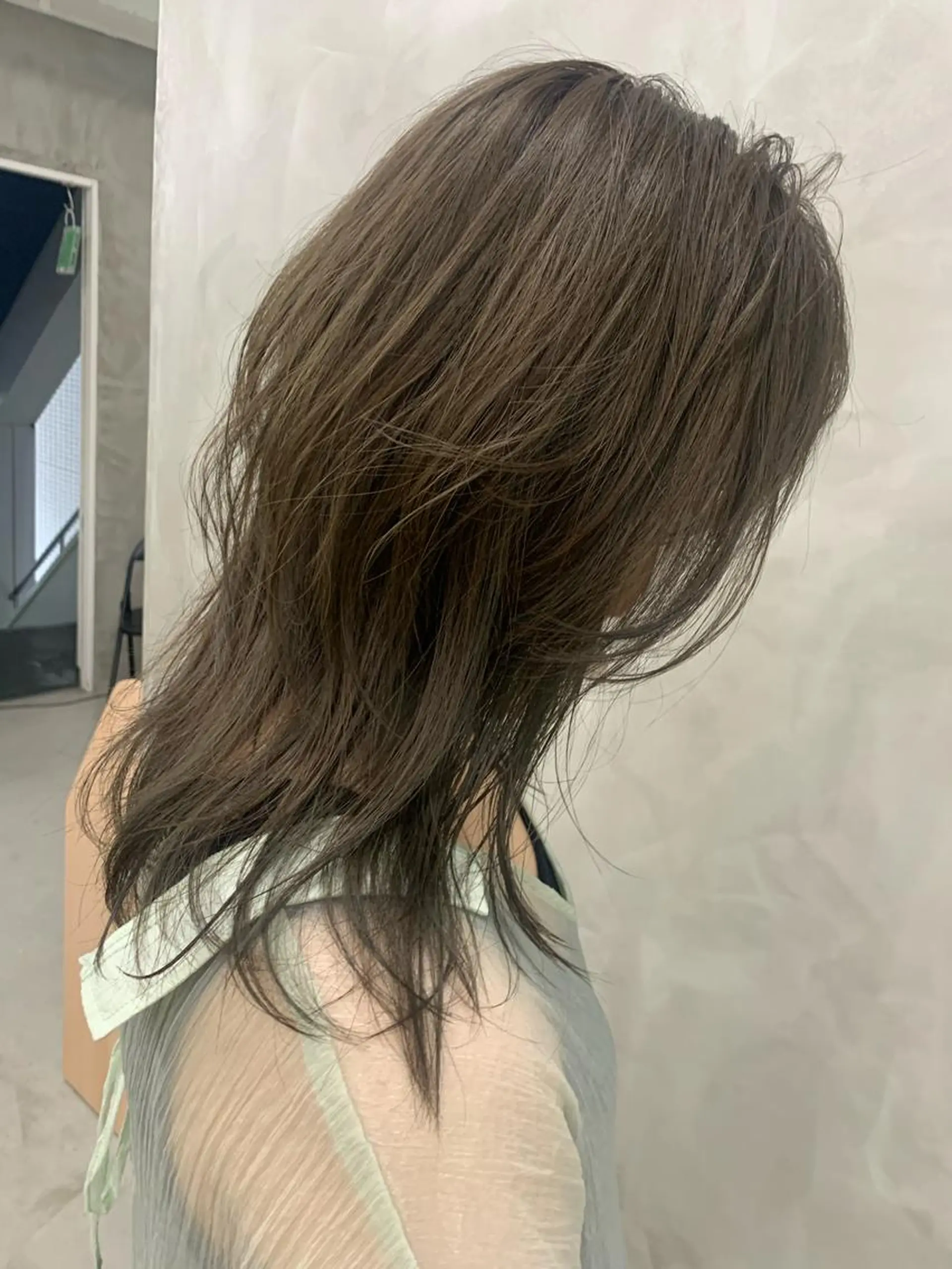 カラー グレージュ イルミナカラー オリーブグレージュ オリーブグレー SEED&beauty byFLAT所属・ヘッドスパ (女性限定)🍋モエのヘアスタイル