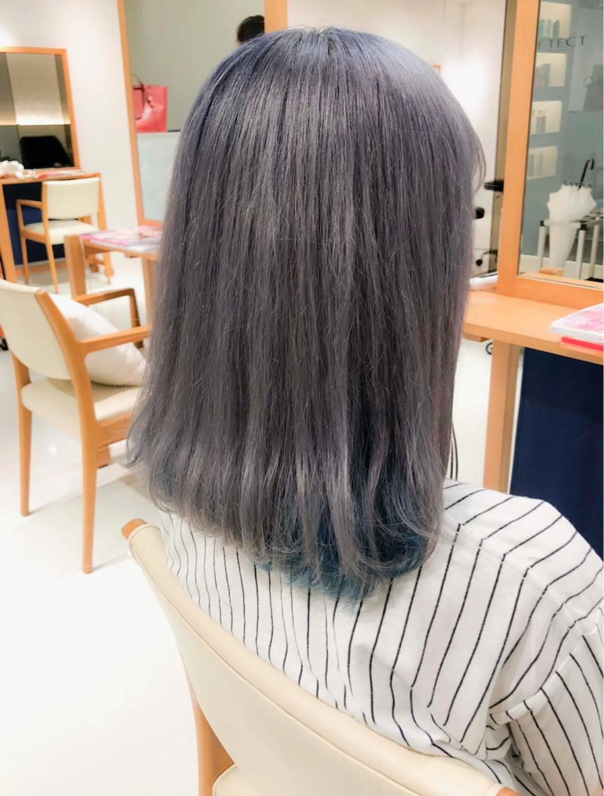 ロング カラー ブルーカラー インナーカラー Days 透明感カラーのヘアスタイル