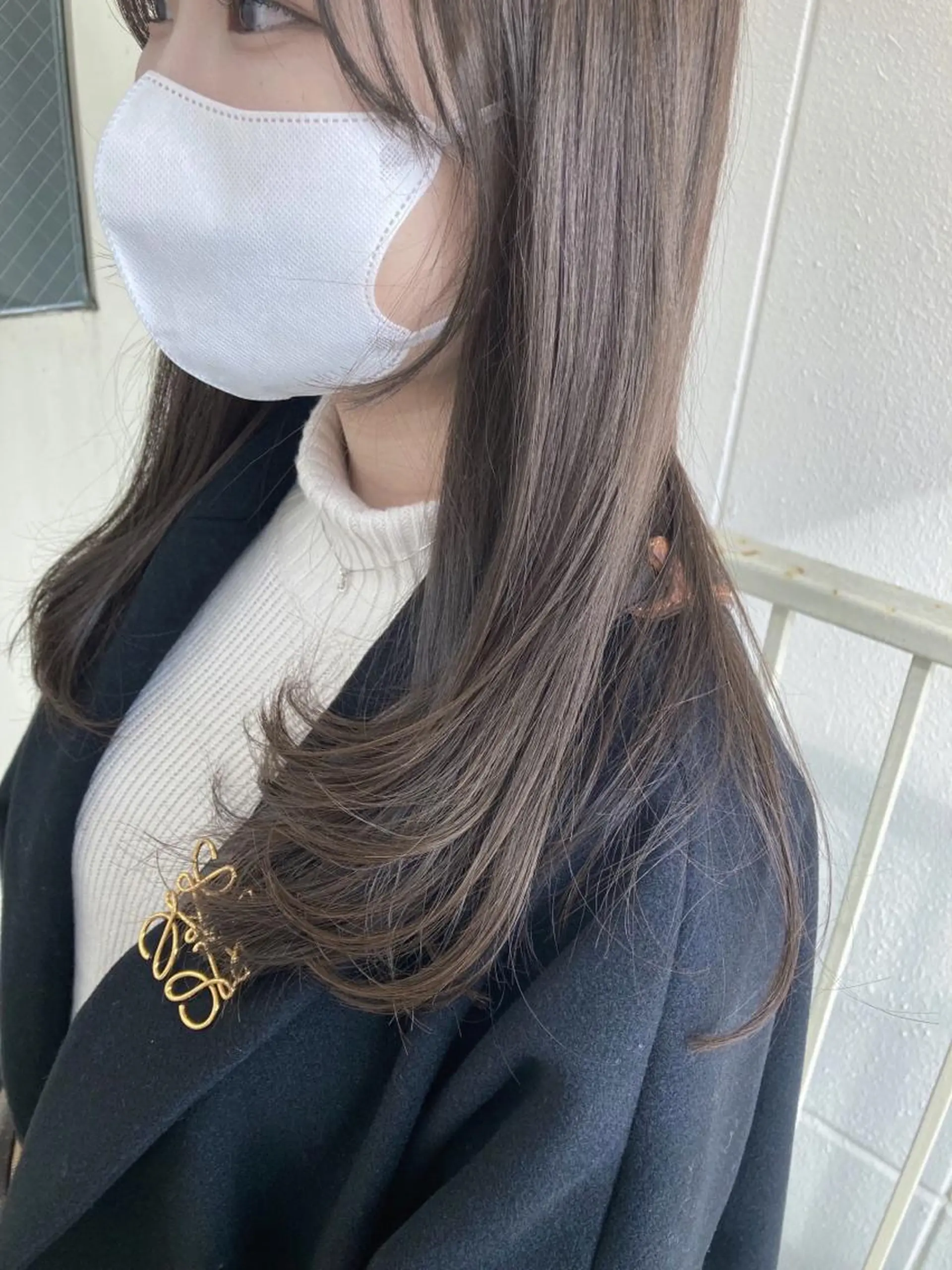 セミロング レイヤーカット roka ノゾミのヘアスタイル