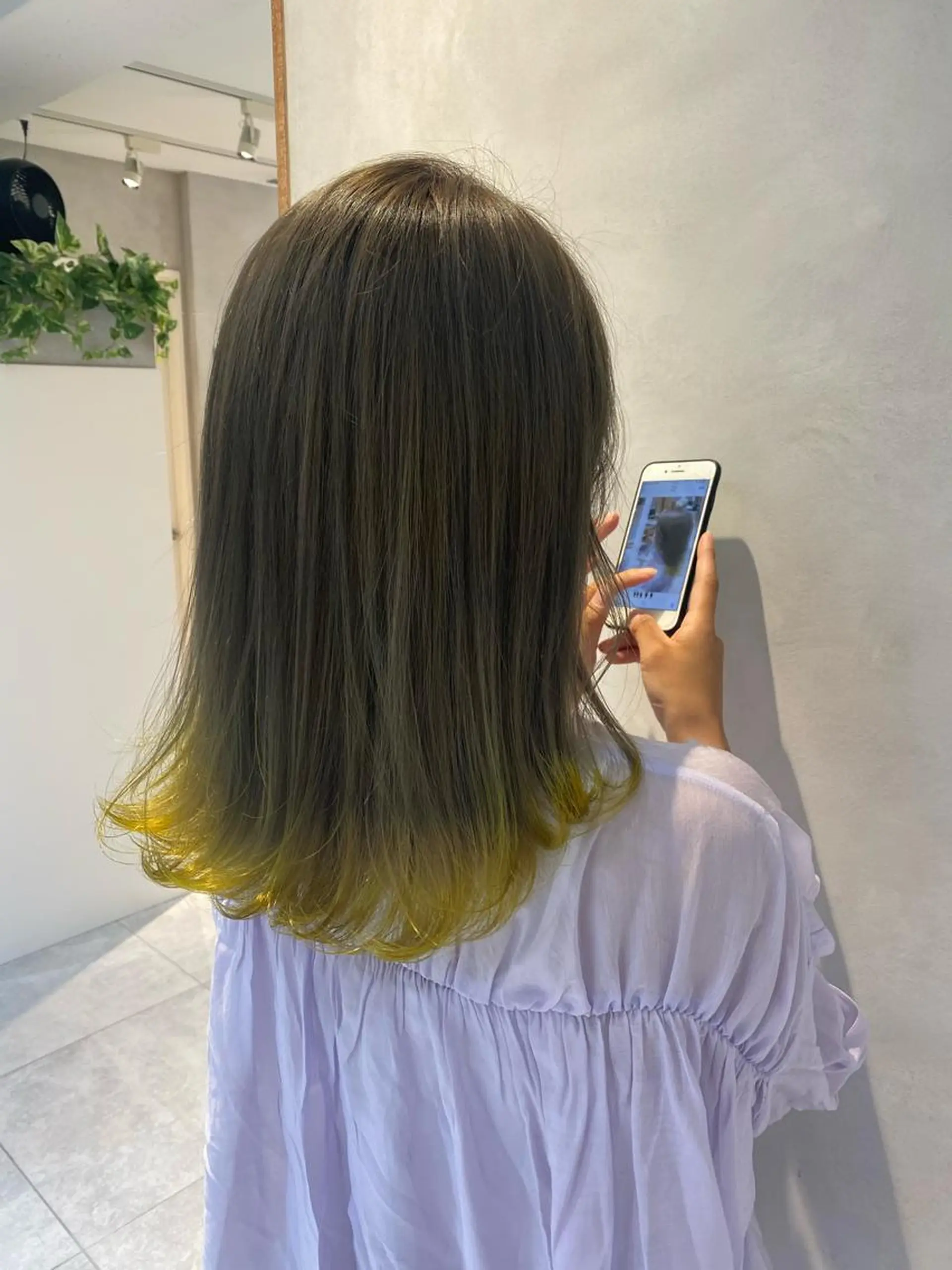 セミロング カラー オリーブカラー ヘアカラー 寒河江 舞奈のマツエク・マツパデザイン