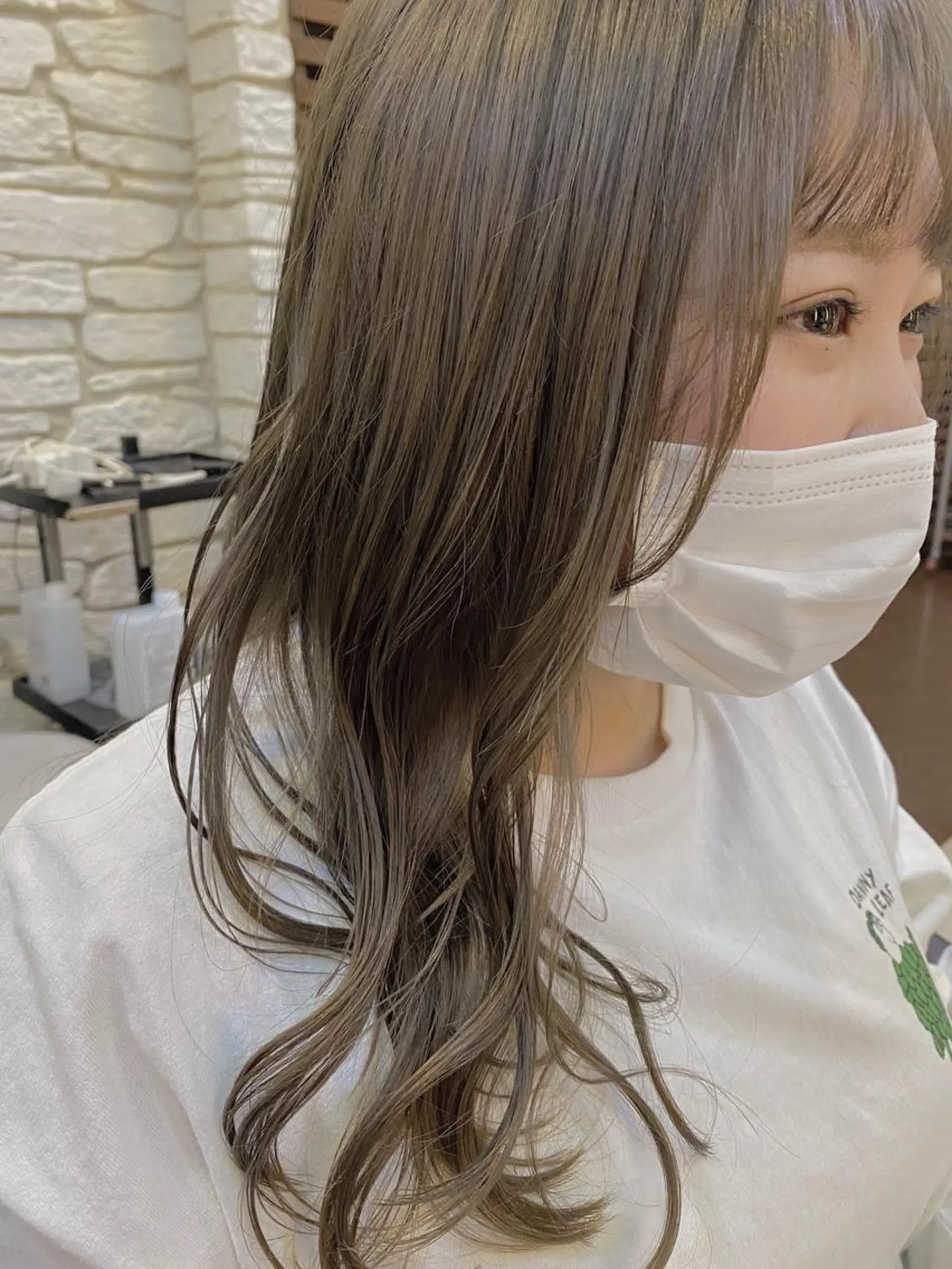 ミディアム カラー maika /layer cutのヘアスタイル