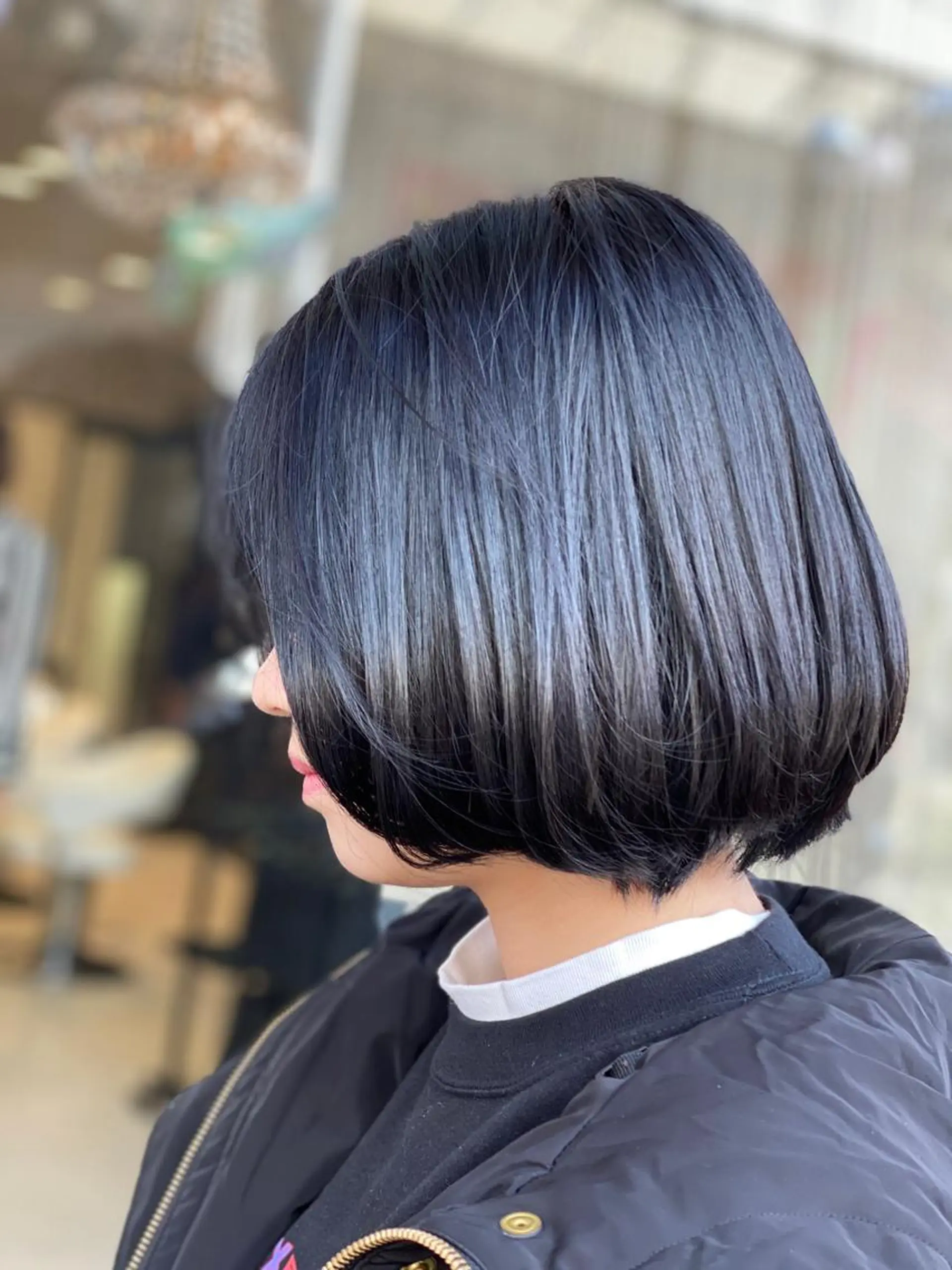 ショート カラー 黒髪 ネイビーカラー ヘアカラー mori  by little所属・デザインカラー✨新倉 佑奈のヘアスタイル