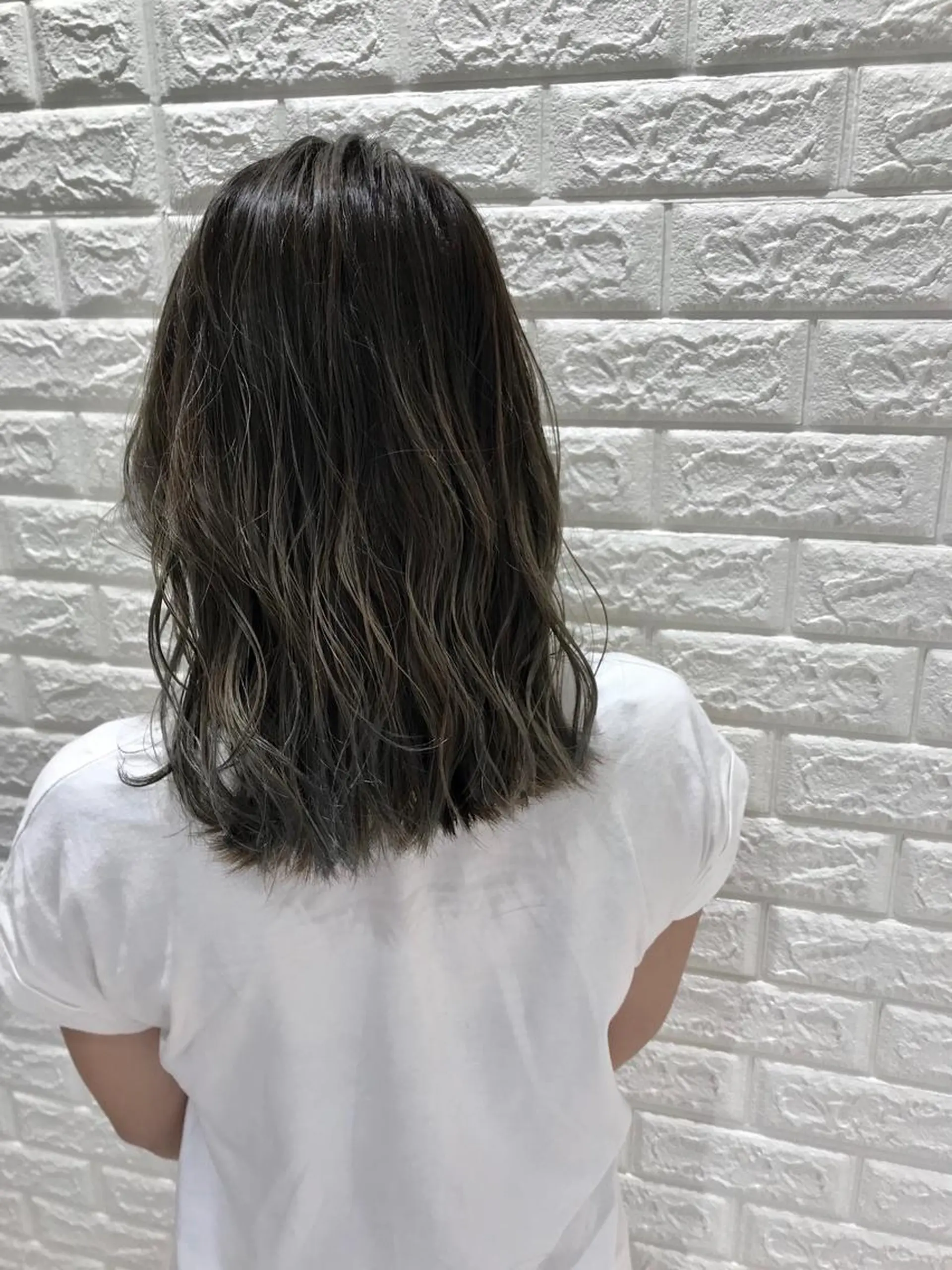 ミディアム カラー バレイヤージュ レイヤーカット カット トリートメント D.log 大和西大寺店所属・川崎 雅大のヘアスタイル