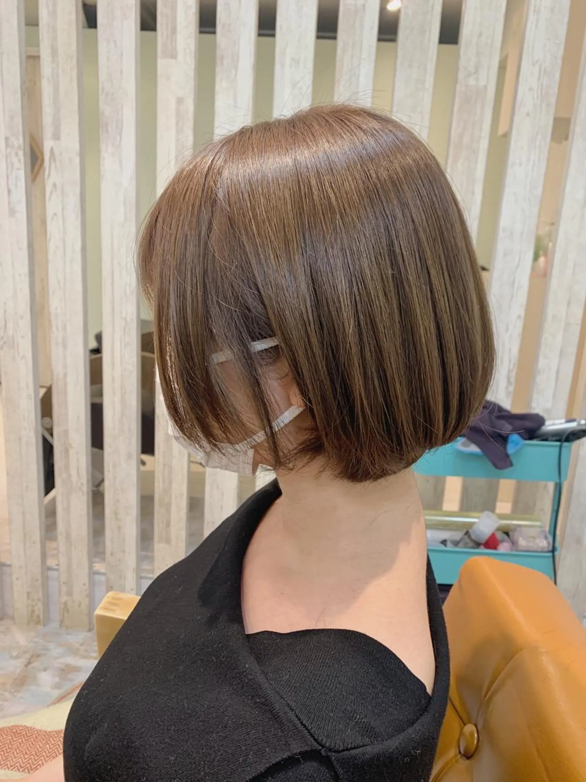 ショート カット ヘアカラー トリートメント HALE 金杉悠作のヘアスタイル