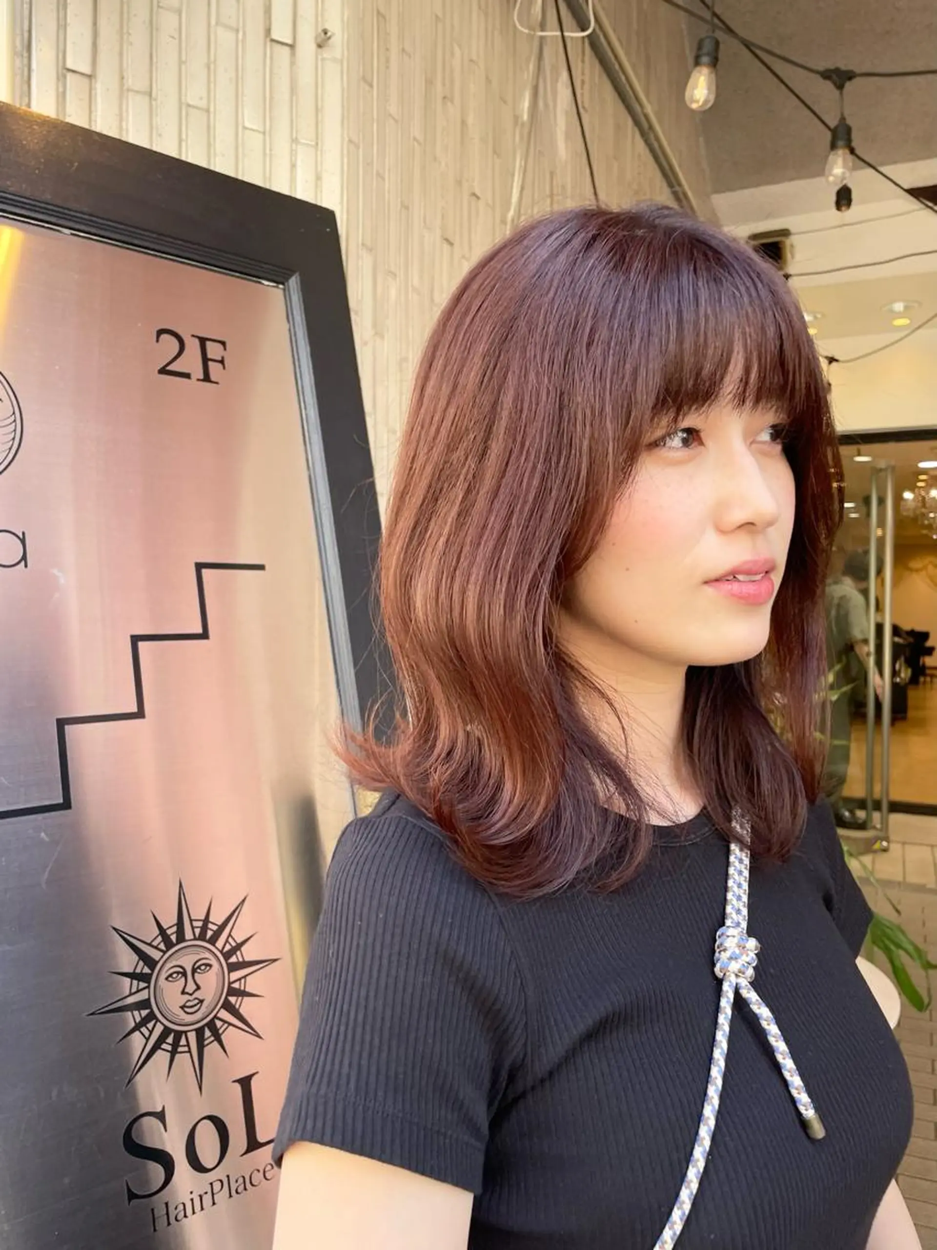ミディアム ピンクブラウン 山本 眞白のヘアスタイル