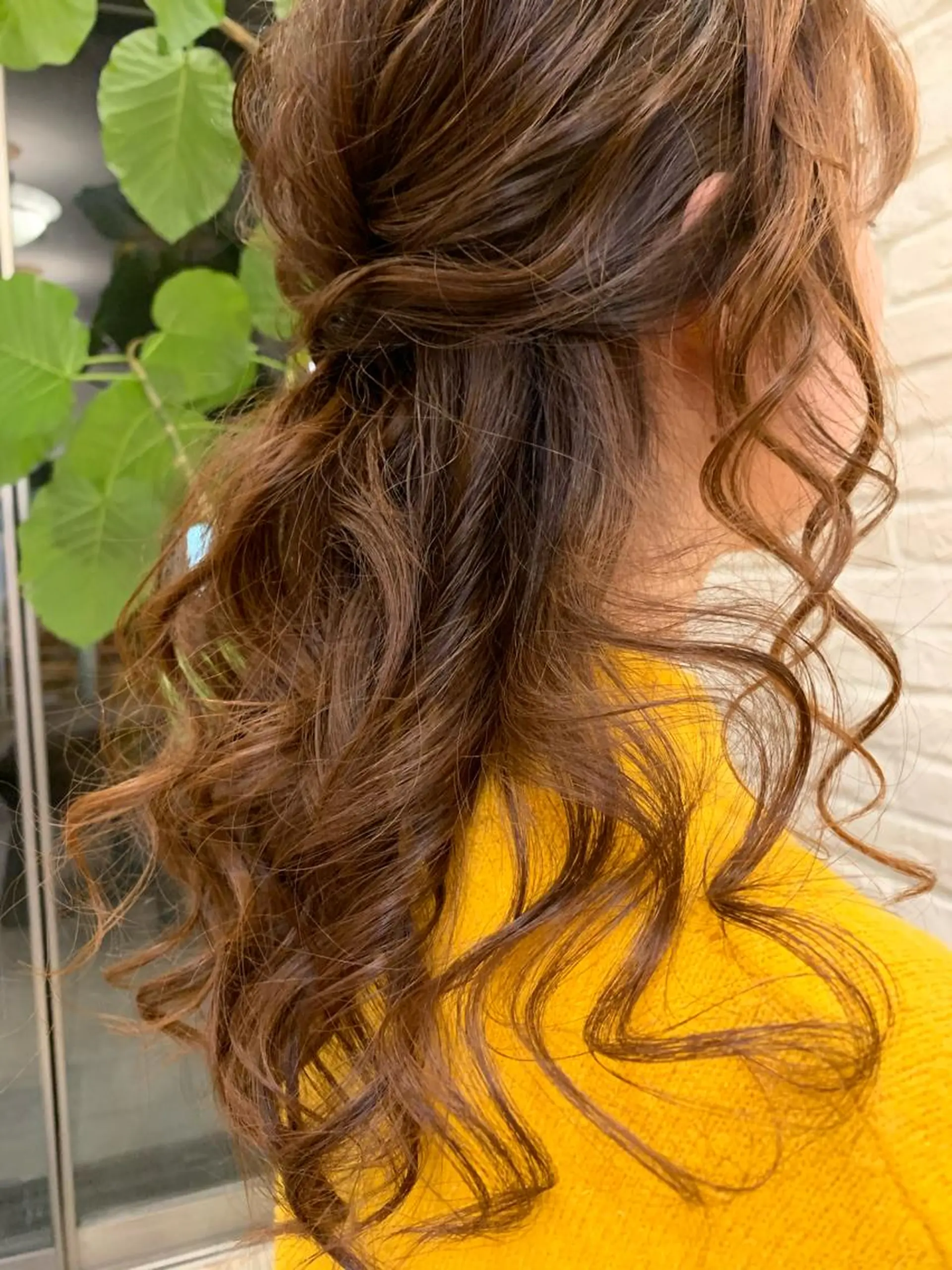 ロング カラー ヘアアレンジ ハーフアップ デート クリスマス 飯塚 沙衣のヘアスタイル