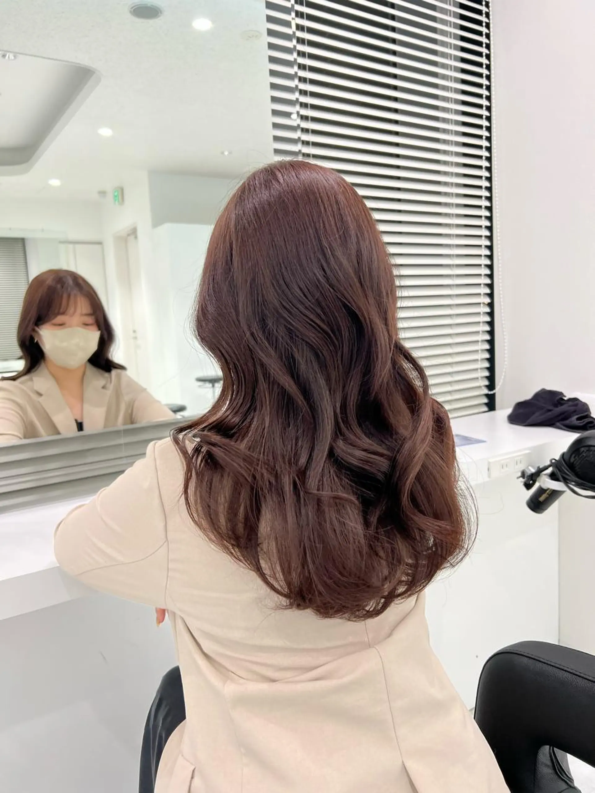 ロング カット ヘアカラー トリートメント ヘアセット ハイトーン/ケア ブリーチ/sEnAのヘアスタイル