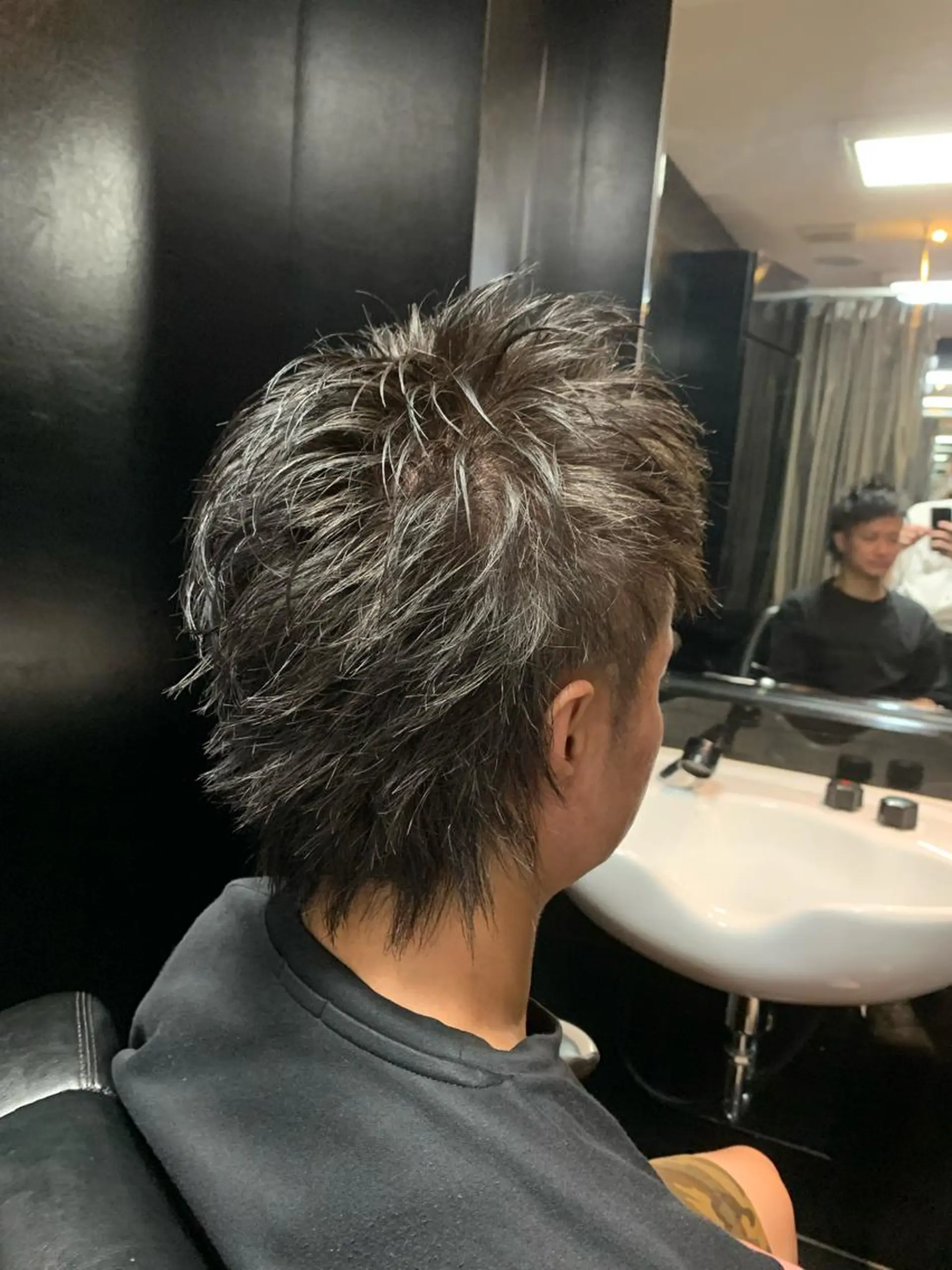ショート カラー メンズ メンズウルフカット ウルフカット ヒロ銀座 バーバーショップ神楽坂所属・ひらお あおとのヘアスタイル