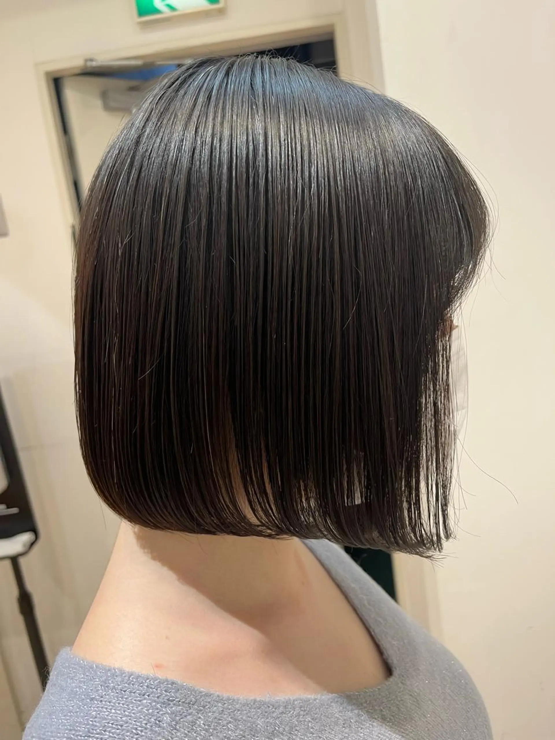 ショート ボブ カット 縮毛矯正 トリートメント LUNA🌙韓国ヘア 🌙レイヤーカットのヘアスタイル