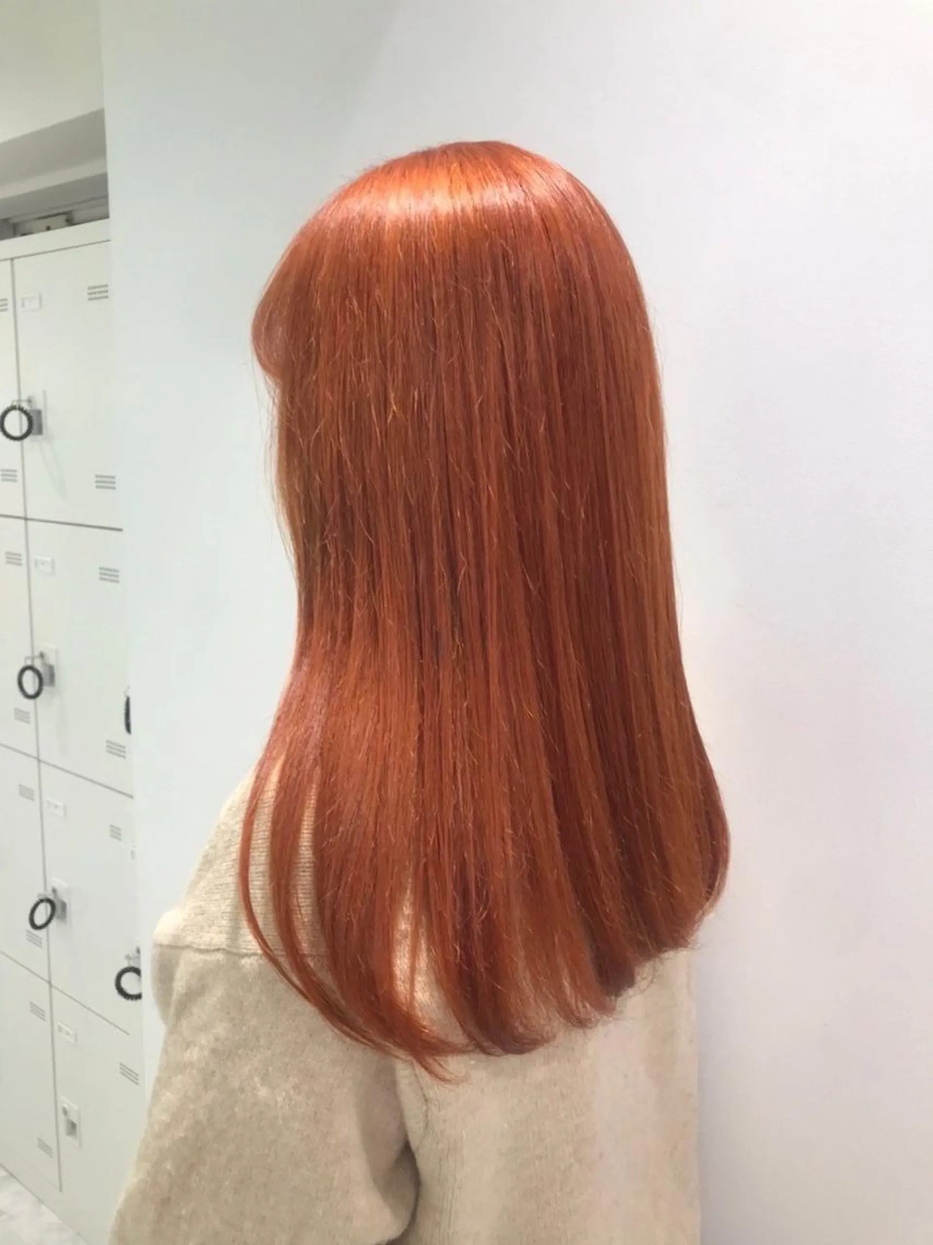 セミロング ヘアカラー トリートメント ハイトーンブロンド 横浜💞ミオのヘアスタイル