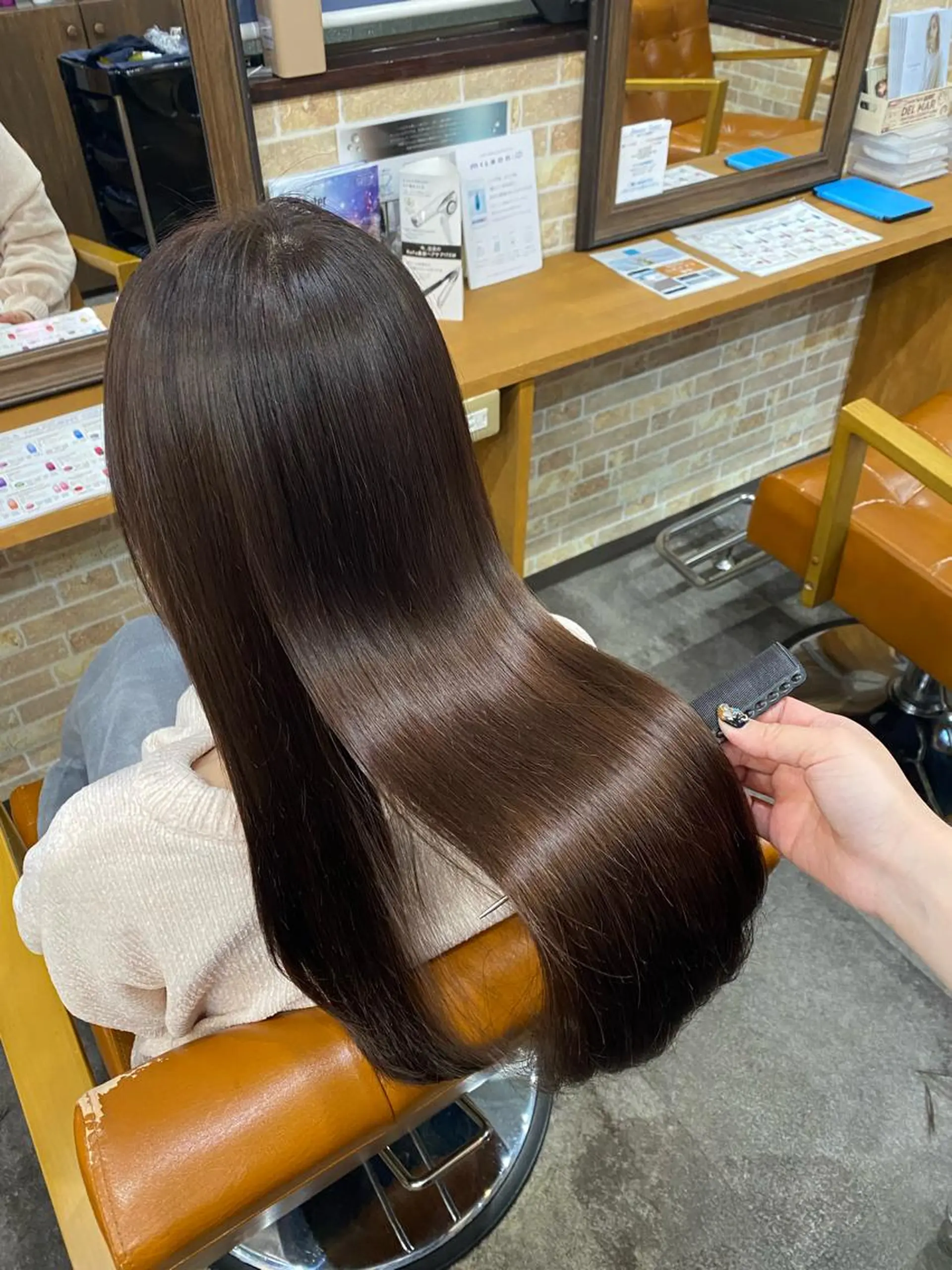ロング ヘアカラー トリートメント 髪質改善 🤍erikaのヘアスタイル
