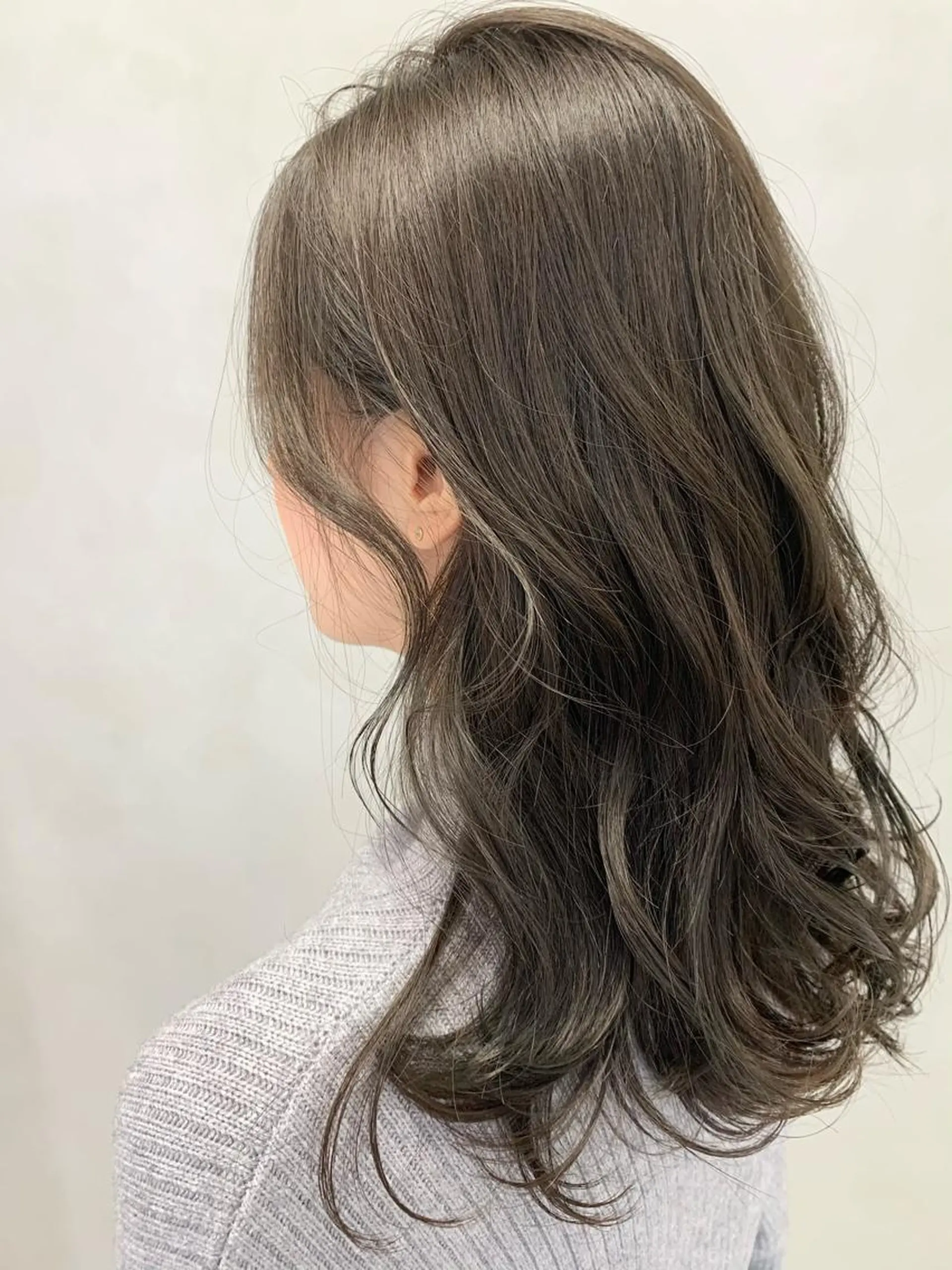 ミディアム カラー アッシュ ヘアカラー トリートメント 💈平島 拓也💈のヘアスタイル