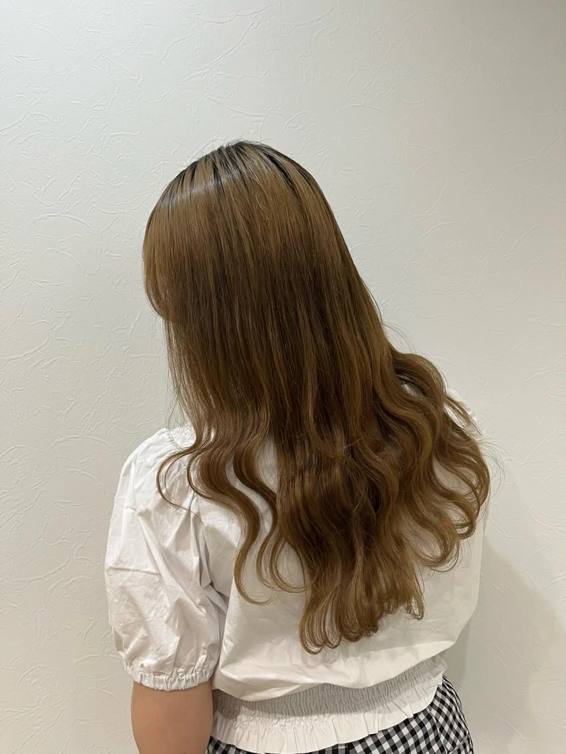 ロング インナーカラー🩵 角田紗雪のヘアスタイル
