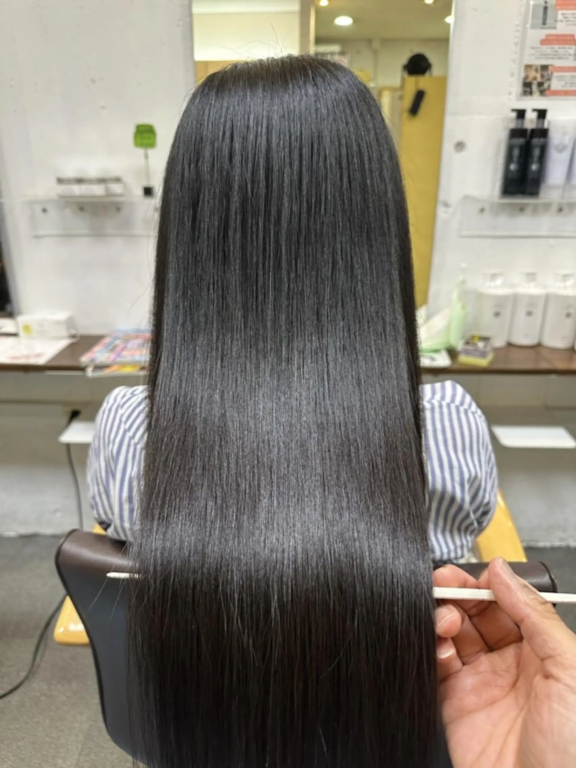 ロング カラー 髪質改善 根本 愛優のヘアスタイル