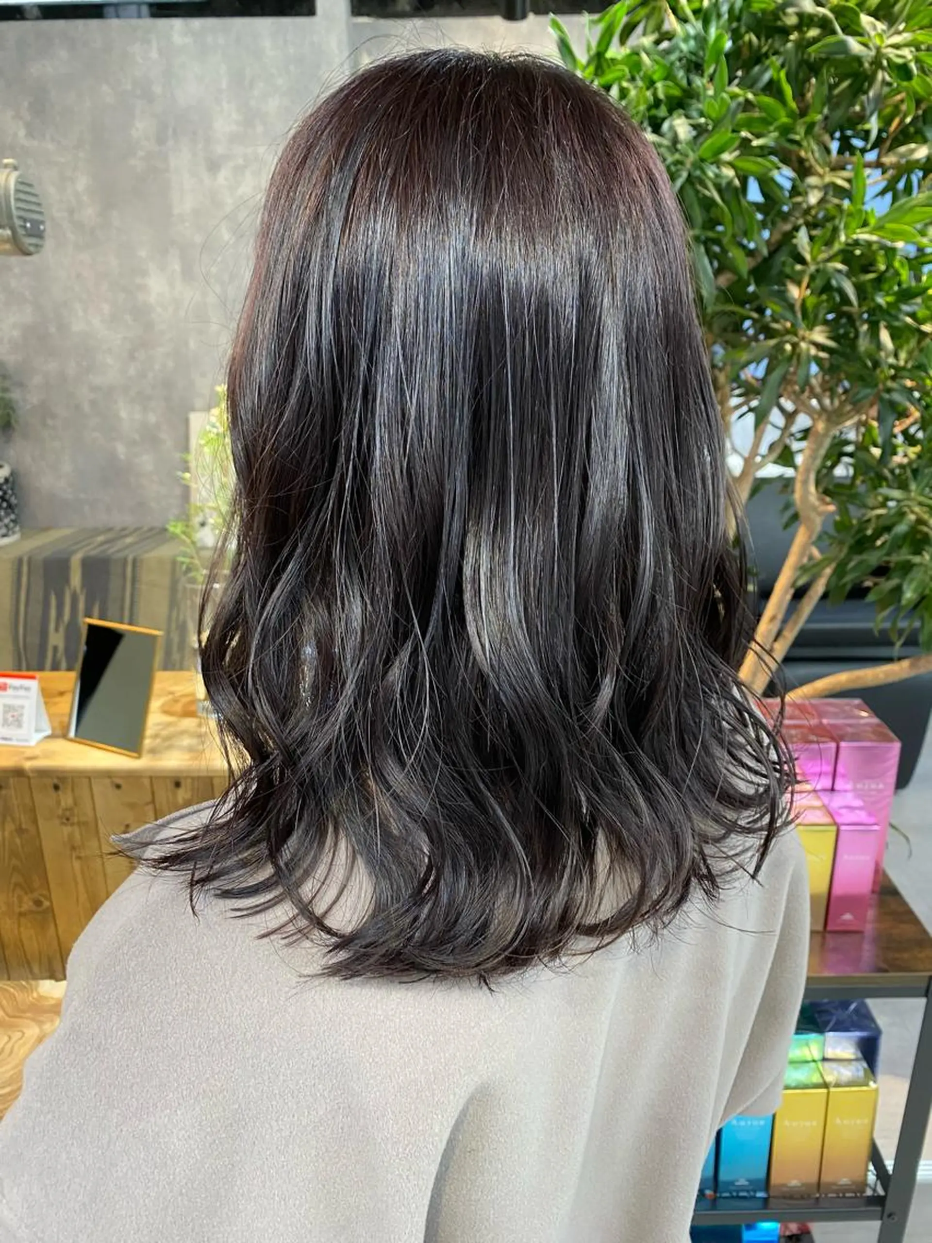 セミロング カット ヘアカラー トリートメント ヘアセット 【.ico】心斎橋 飛田ゆうきのヘアスタイル