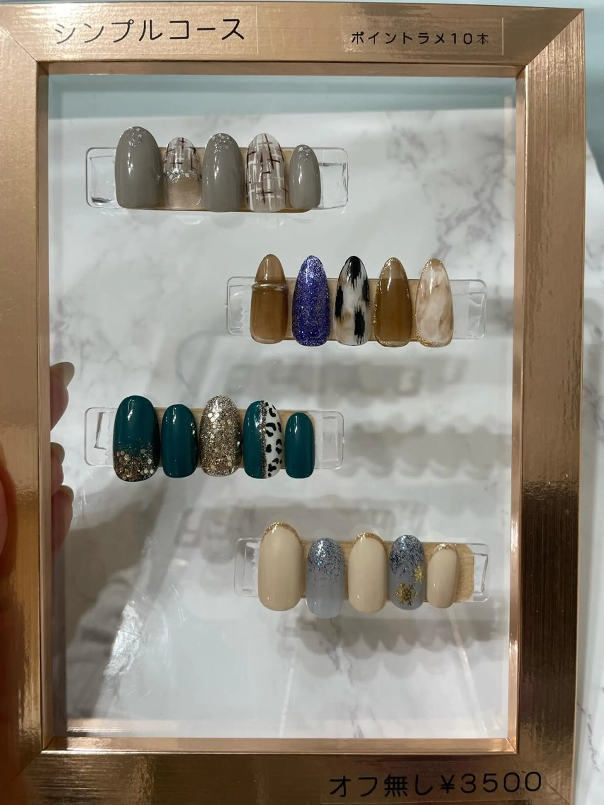 ネイル ジェルネイル シンプルネイル ハンドネイル oki nailのネイルデザイン