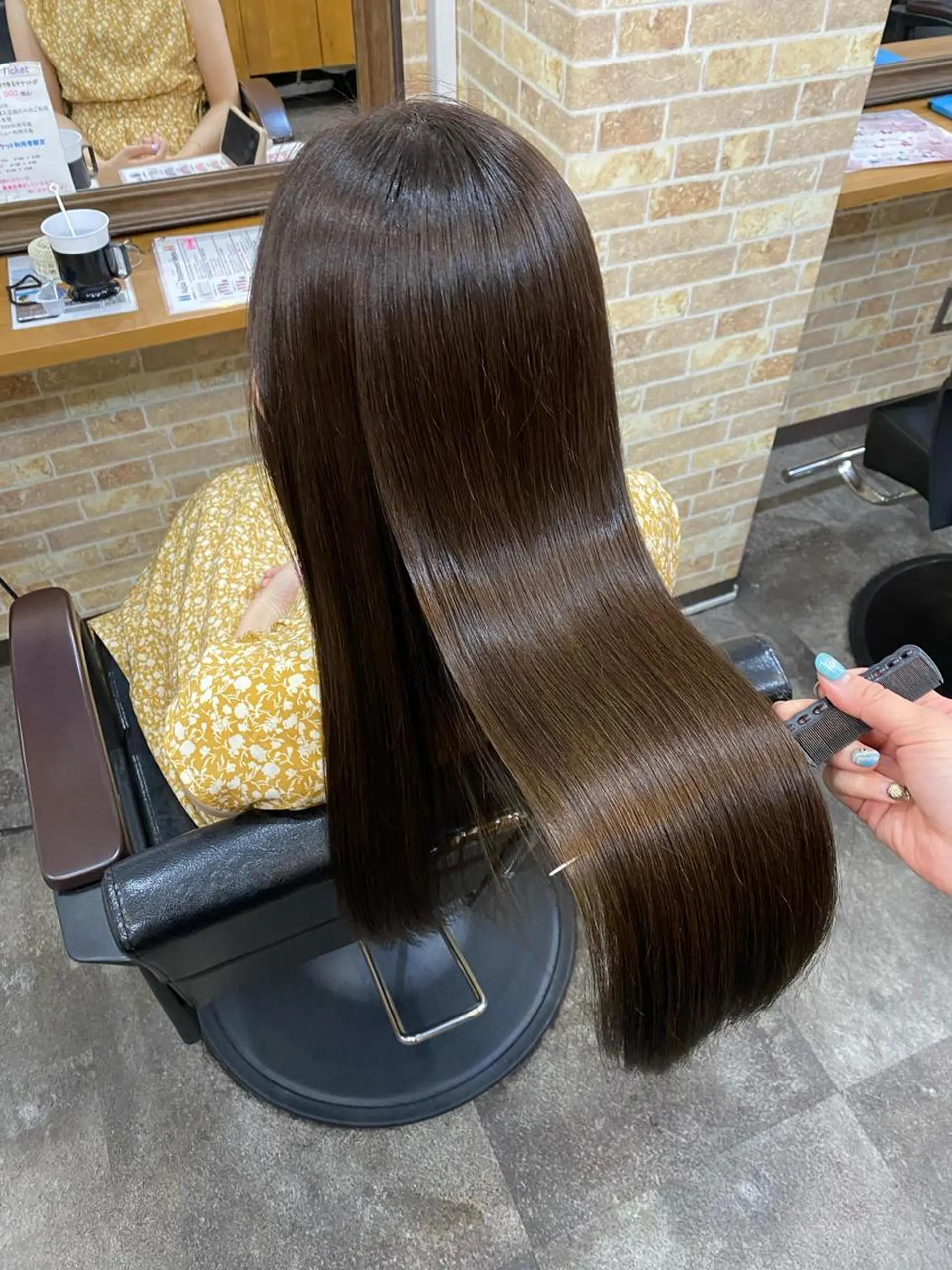 ロング ヘアカラー トリートメント 髪質改善 🤍erikaのヘアスタイル