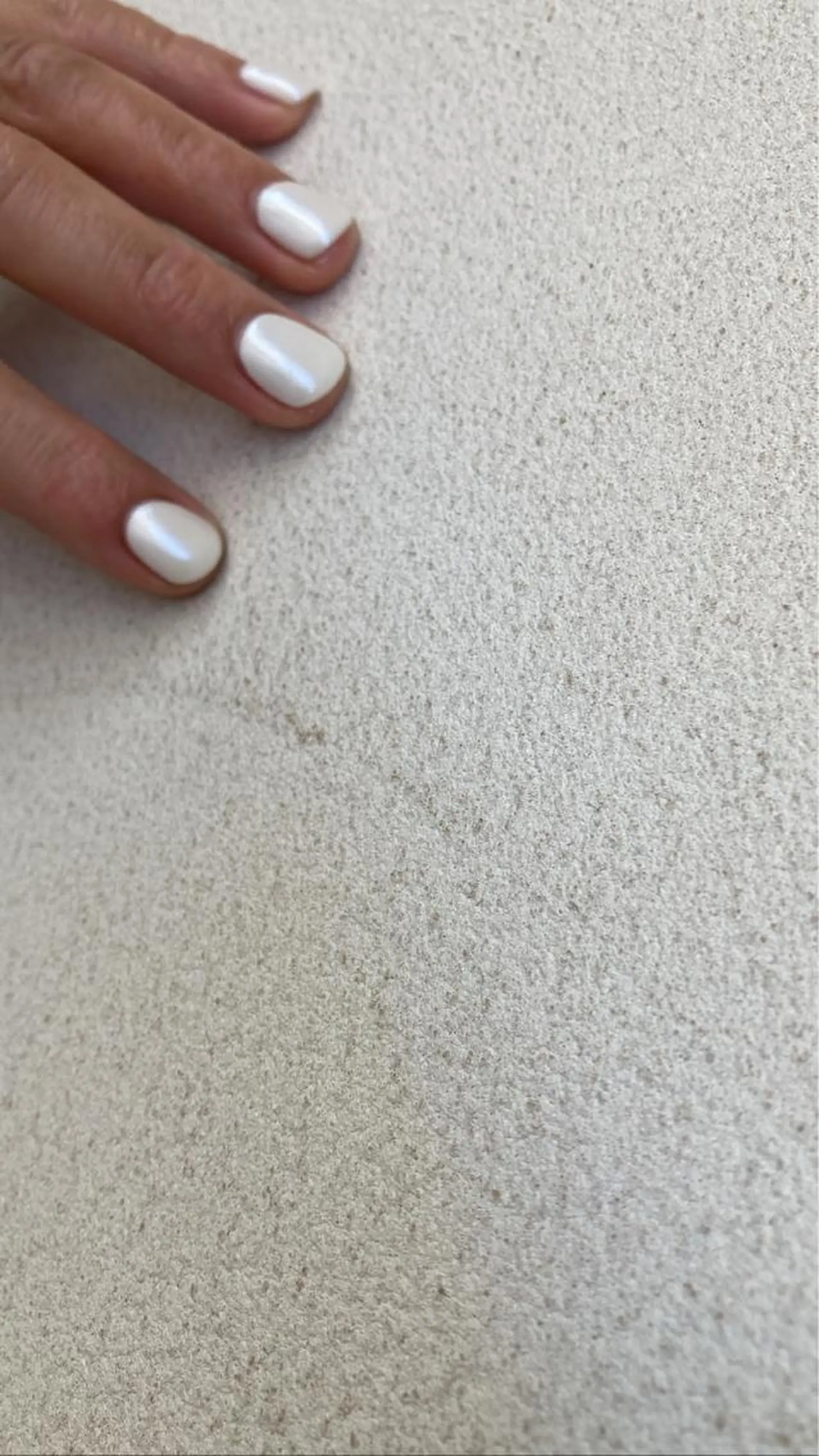 ネイル nailsalon　hue所属・小山 羽奈のネイルデザイン