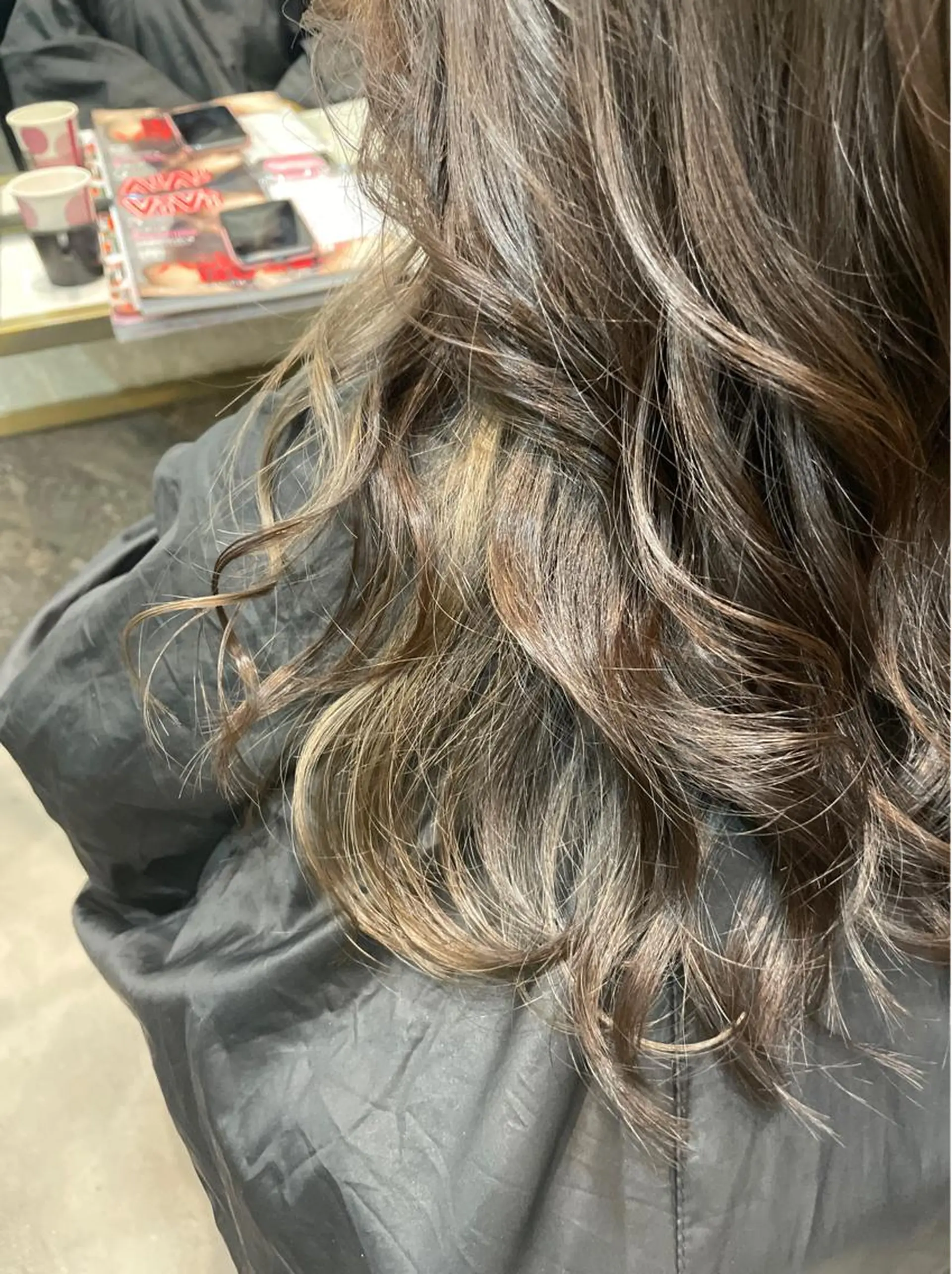 ロング カラー インナーカラー ブリーチなし透明感 タケザワミキのヘアスタイル