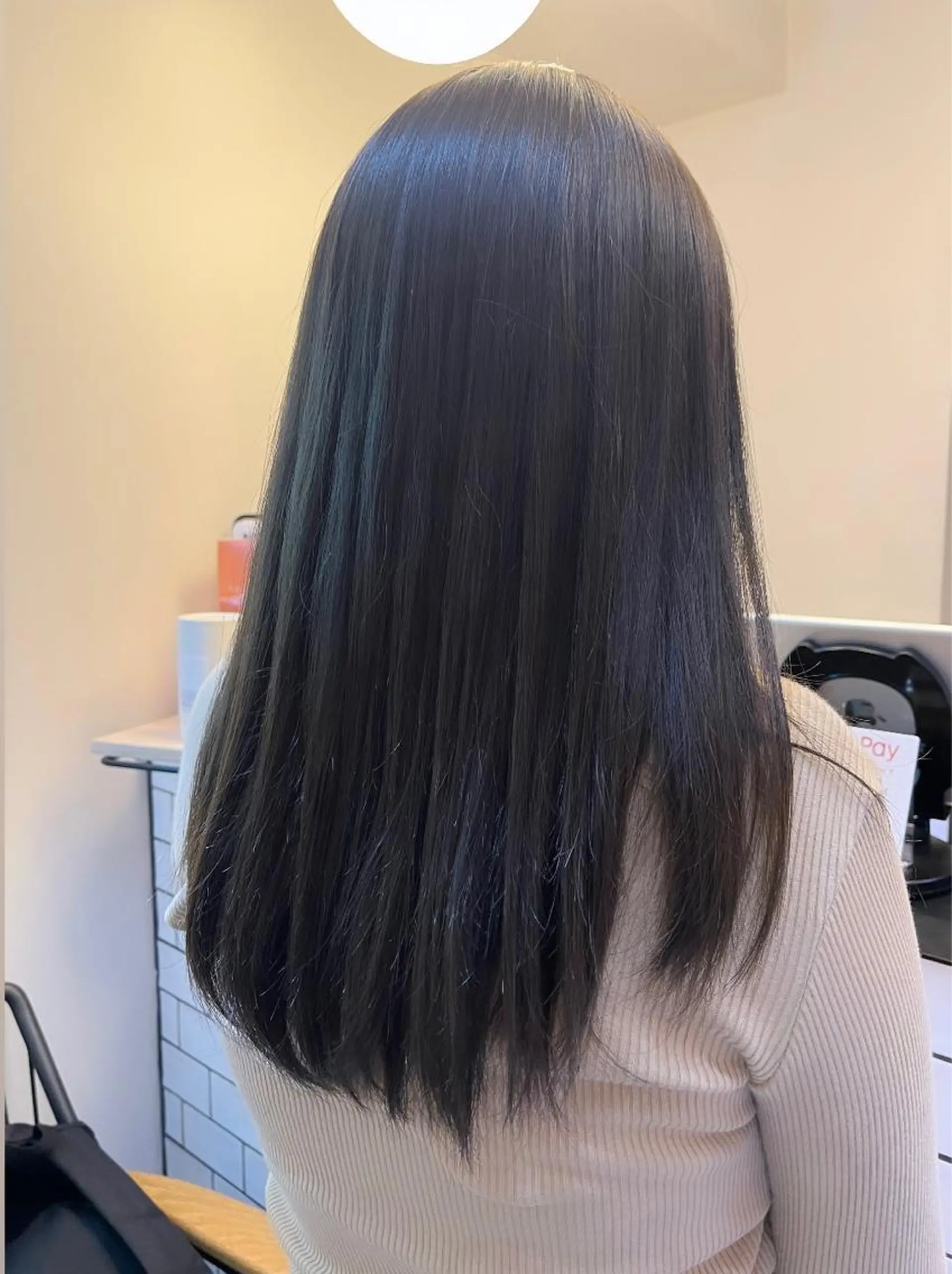 セミロング カラー オレンジ ヘアカラー ハイトーンヘアセット 🦋yuri🦋のヘアスタイル
