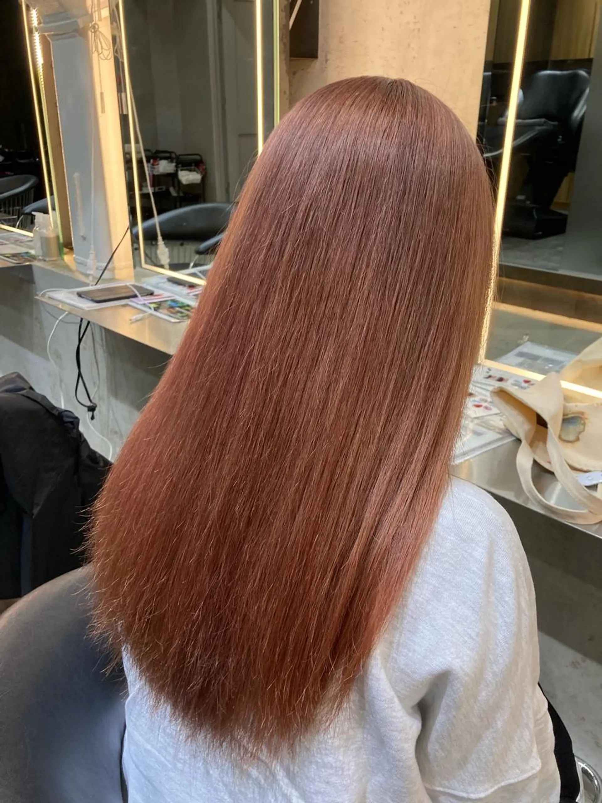 ロング ピンクブラウン ヘアカラー トリートメント レイヤーカットモデル ショートカット/颯大のヘアスタイル
