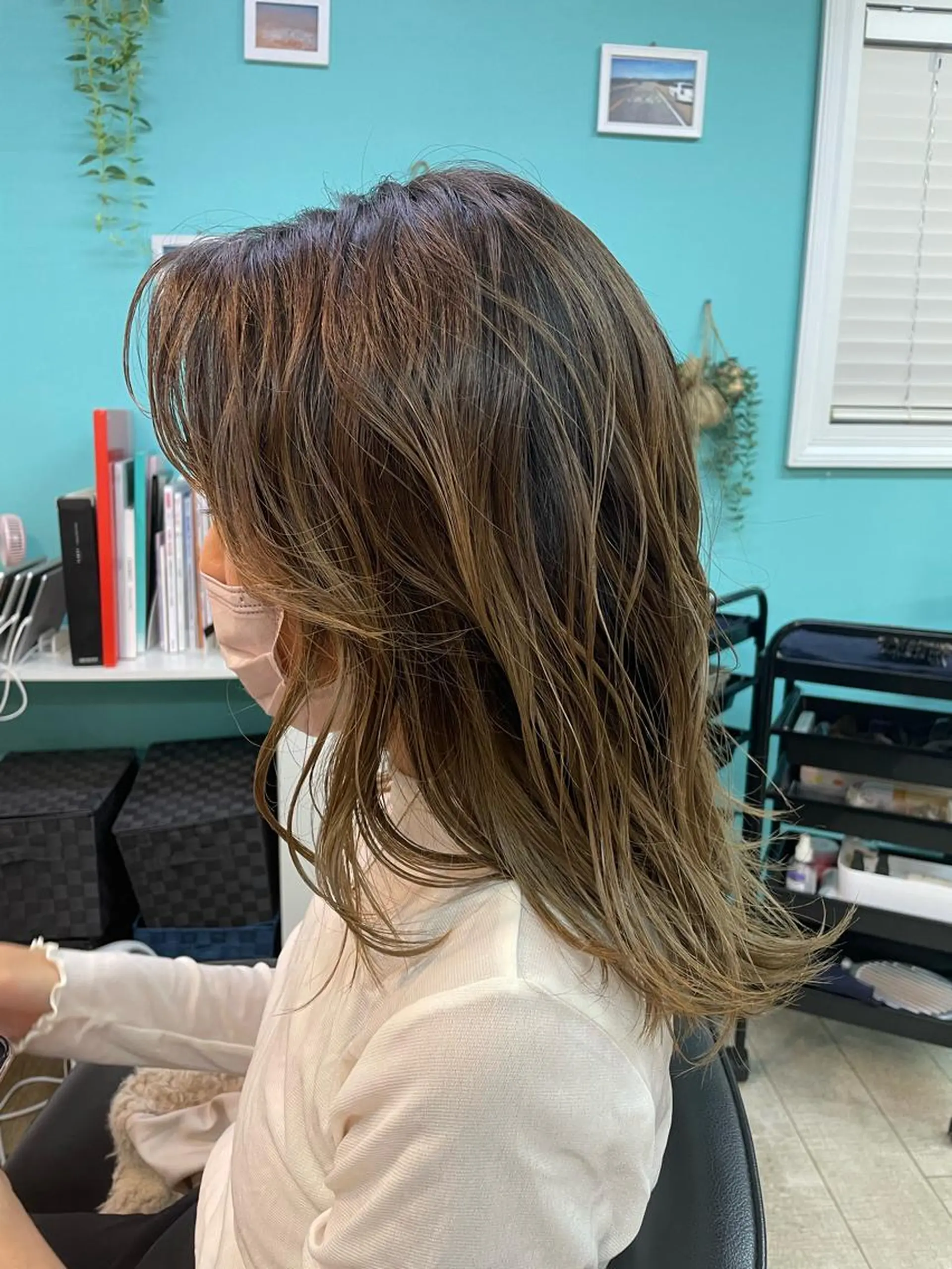 セミロング ヘアカラー bless所属・shoki カットモデル大募集のヘアスタイル