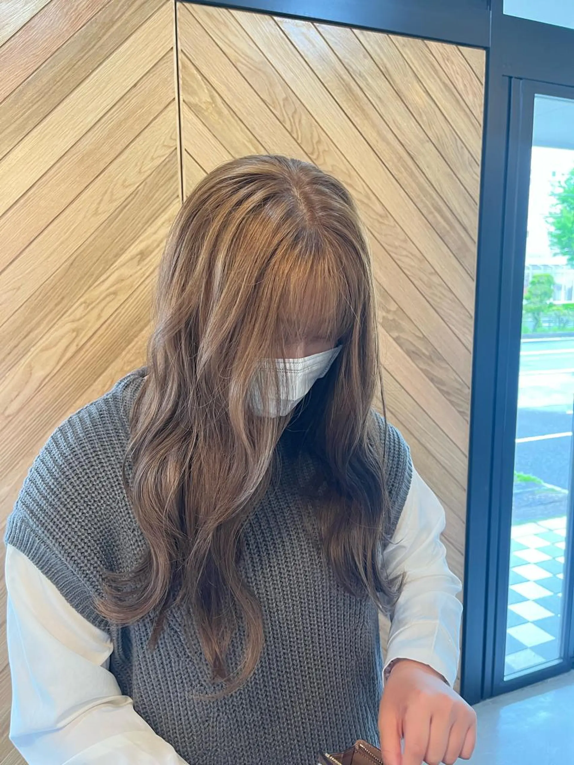 ロング 神谷 夏帆のヘアスタイル