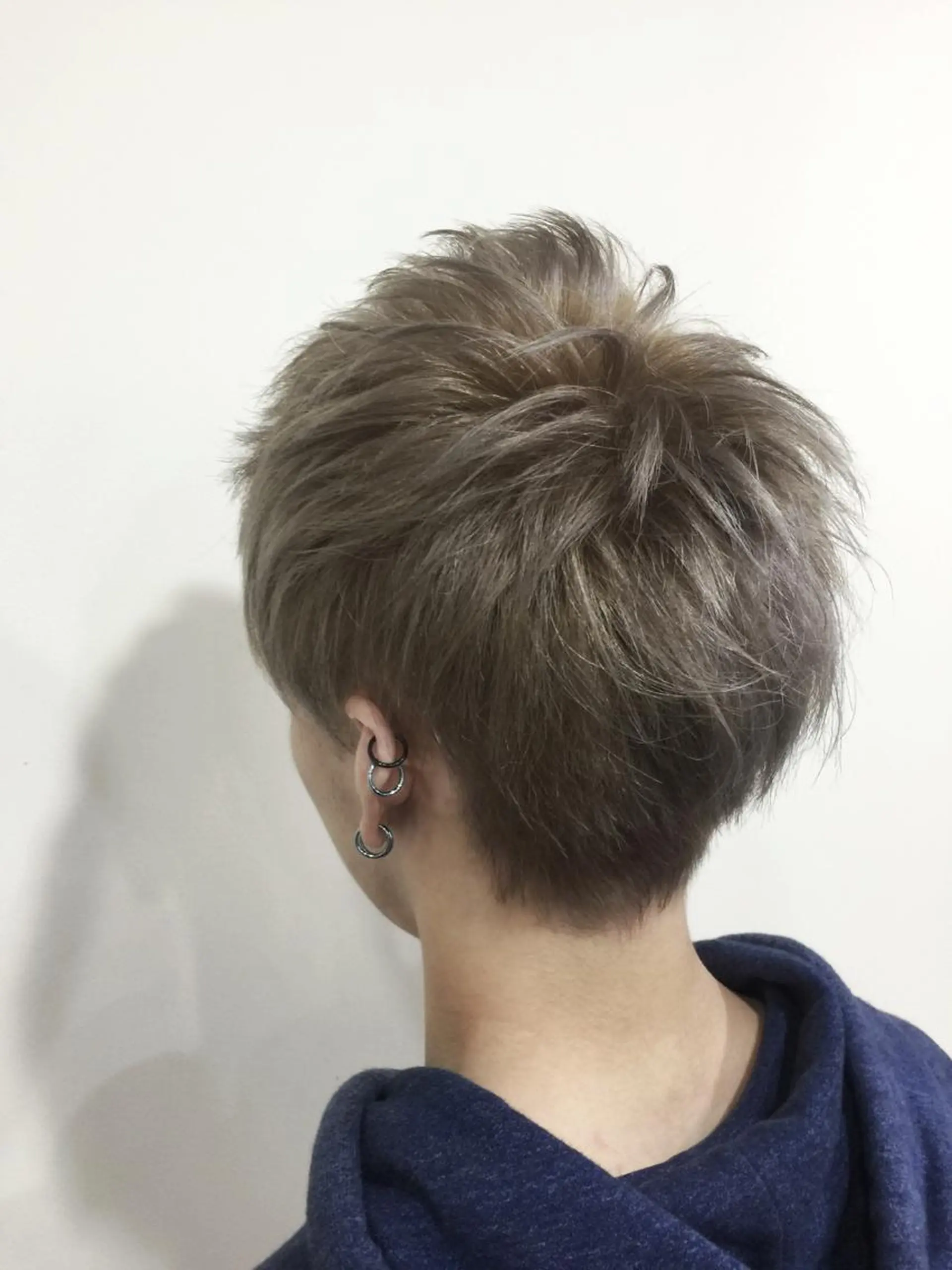 メンズ メンズブリーチ メンズショート EIGHT 船橋のヘアスタイル